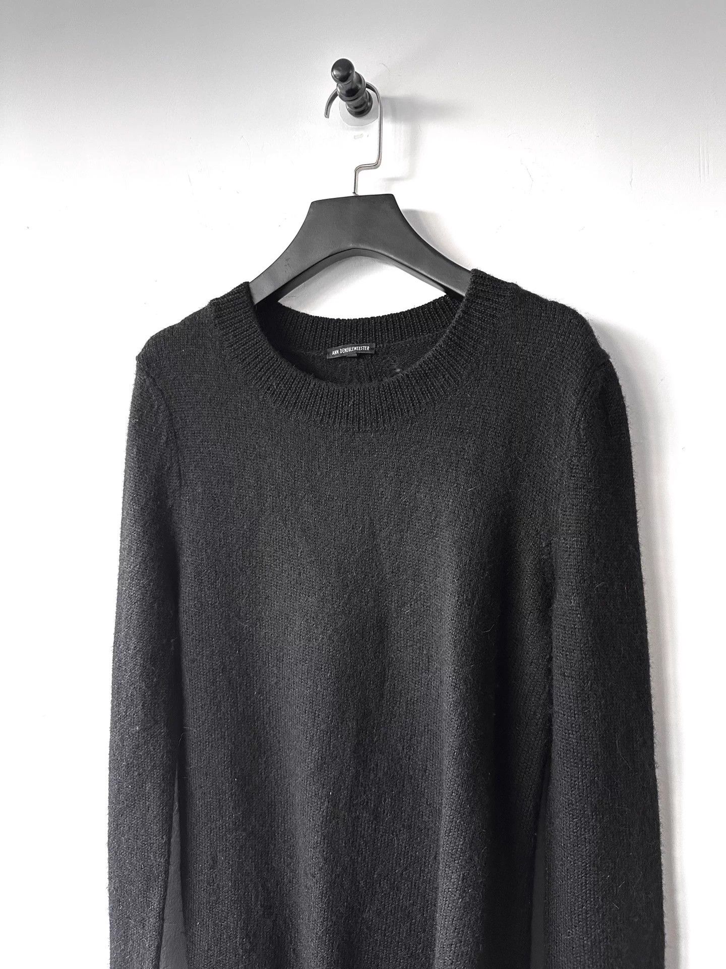 Ann Demeulemeester Ann Demeulemeester Irregular Distressed Knit Sweater 36 Size XS / US 0-2 / IT 36-38 - 2 Thumbnail