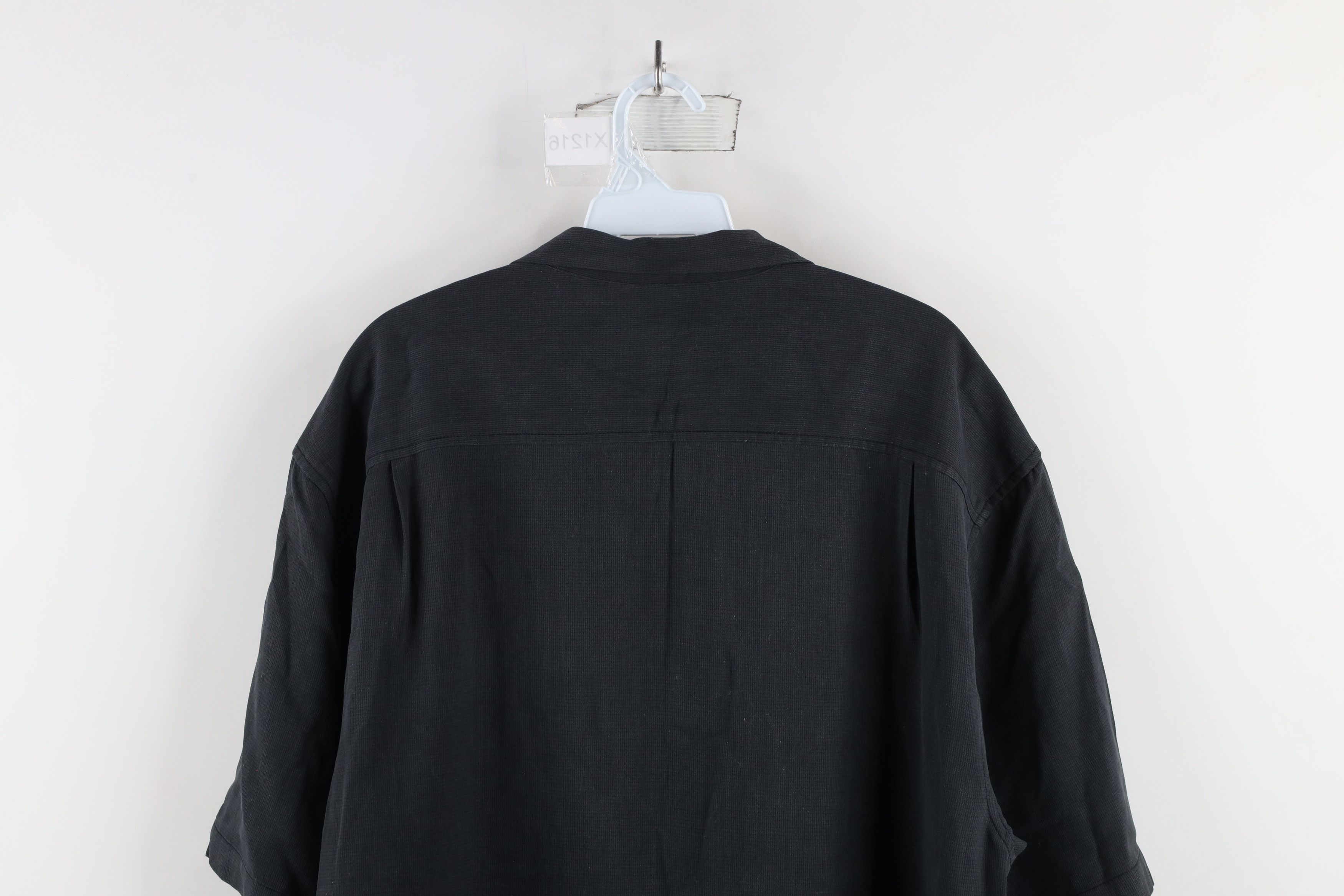 Tommy Bahama × Vintage Vintage Tommy Bahama Silk Blend Looped Collar Button Shirt Size US L / EU 52-54 / 3 - 16 Thumbnail