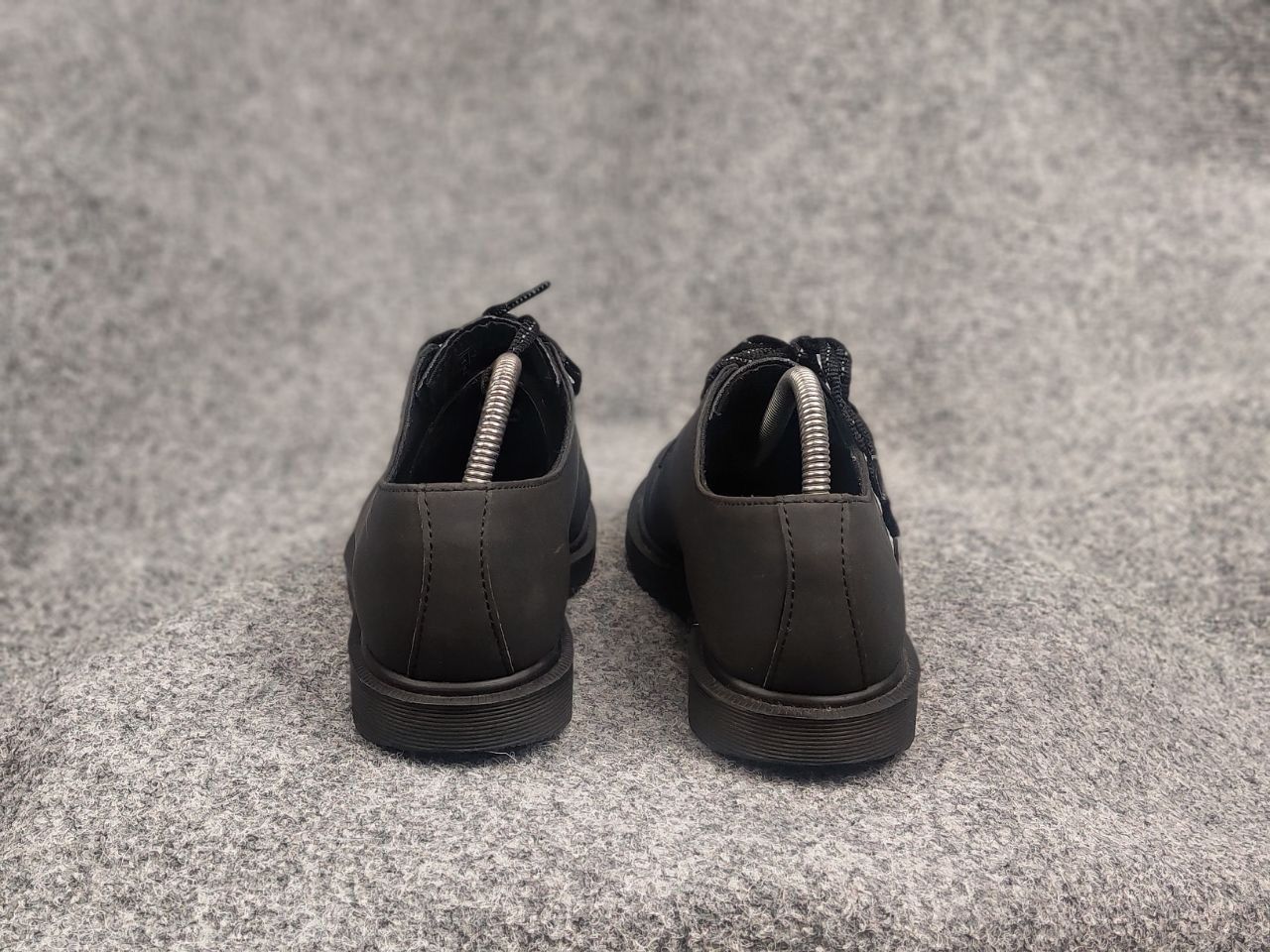 Dr. Martens Dr. martens torriano softy t oxford Low Leather Unisex Shoes Size US 6 / EU 39 - 10 Thumbnail