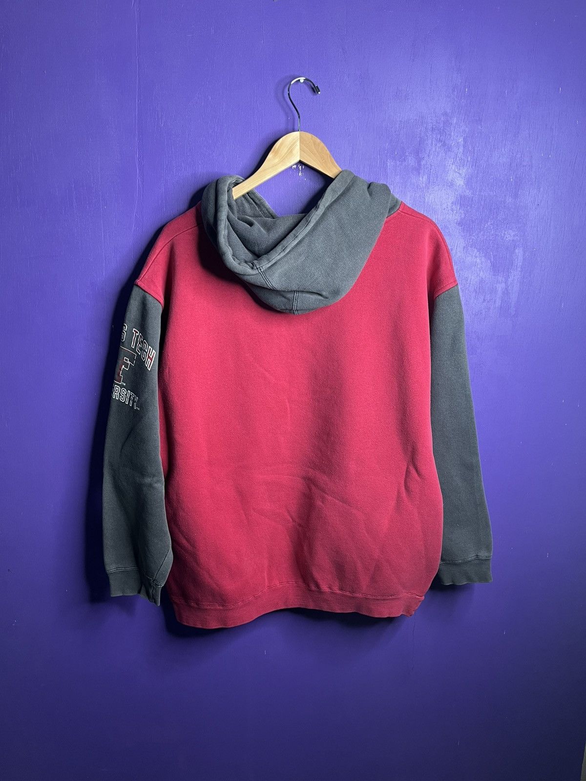 Vintage Vintage 90s Texas tech two tone faded hoodie Size US L / EU 52-54 / 3 - 2 Thumbnail