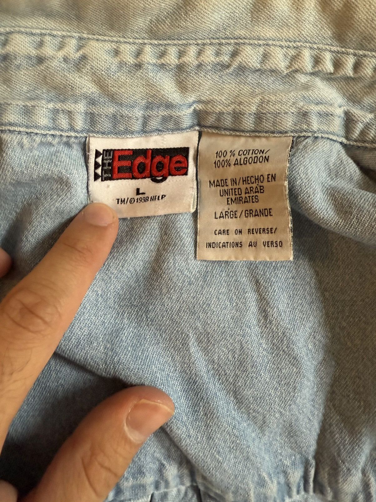 Vintage Vintage Denim Buffalo Bills Button Up Size US L / EU 52-54 / 3 - 3 Thumbnail