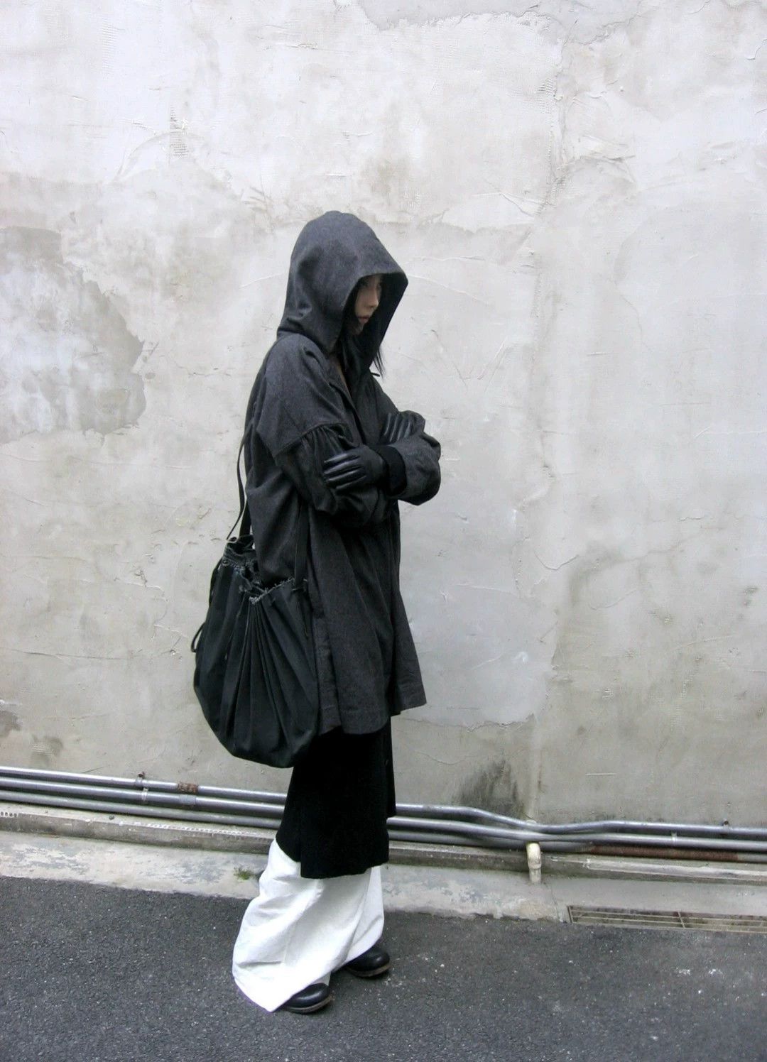 Ma+ M.A+ Maurizio Amadei Oversized Clam Shell Bag Size ONE SIZE - 4 Thumbnail