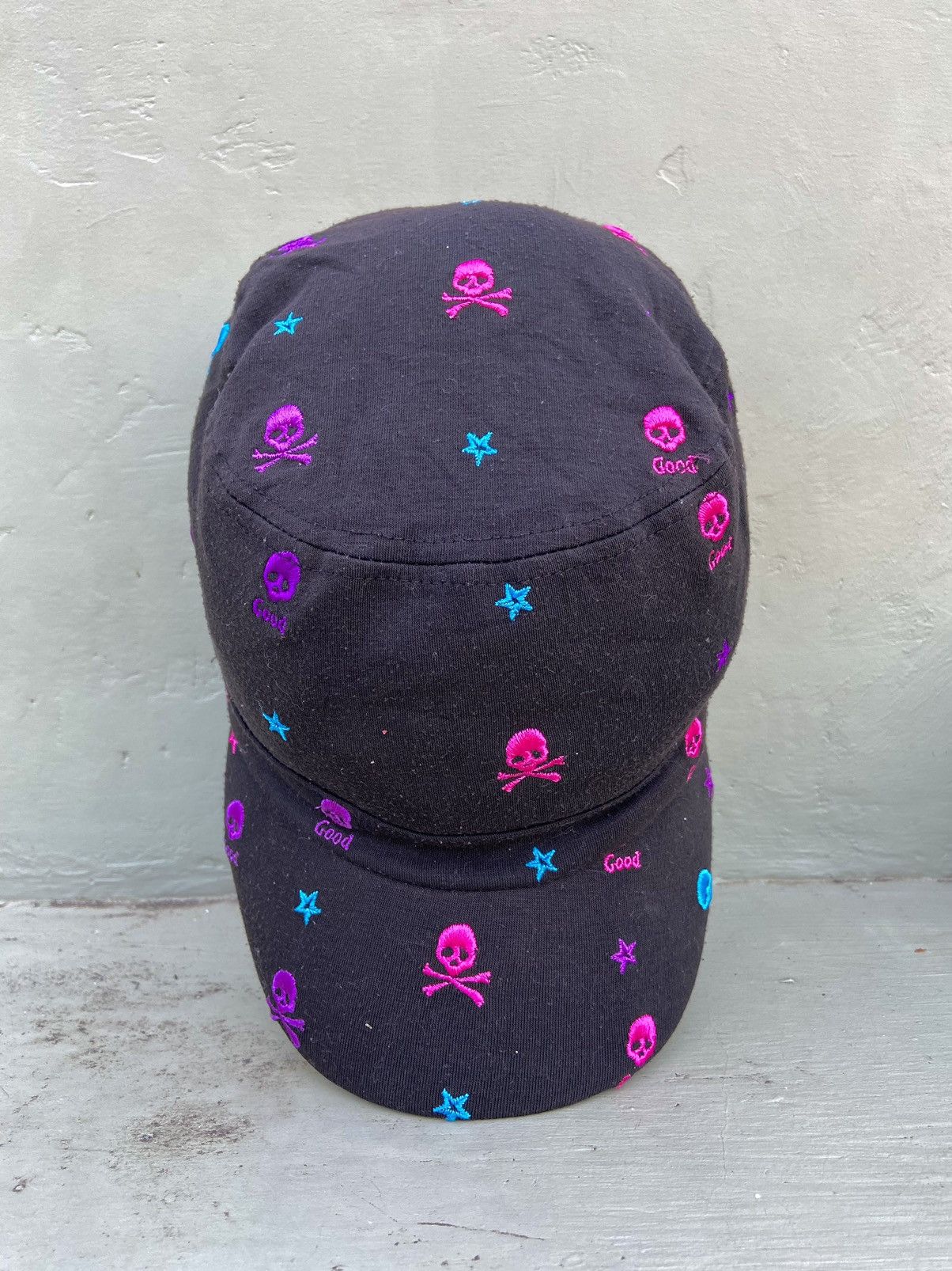 If Six Was Nine 2000s marsal skull studded patrol hat Size ONE SIZE - 7 Thumbnail