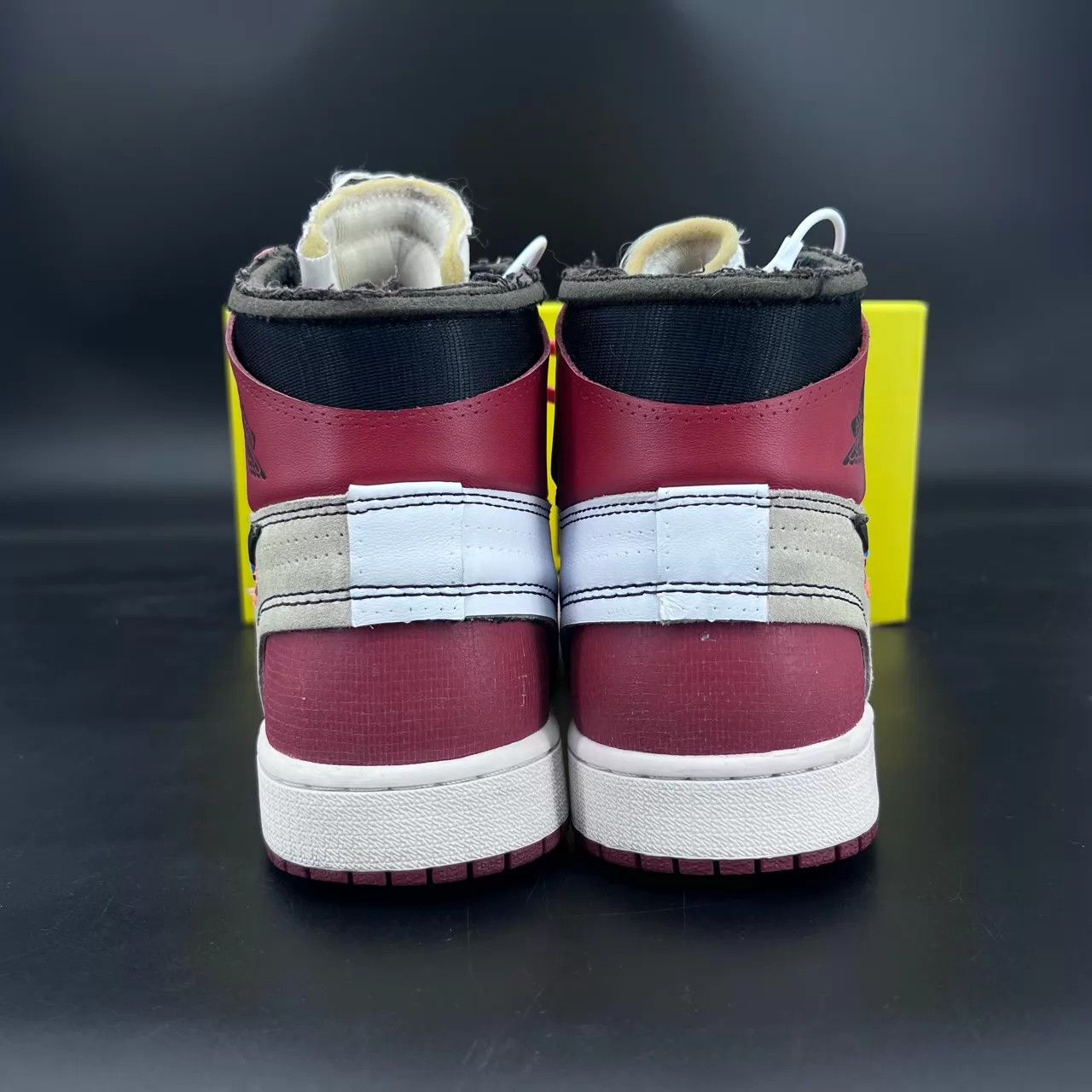 Off-White Off-White x AJ1 Chicago 42.5 Worn 2x CH2993 Size US 9.5 / EU 42-43 - 5 Thumbnail