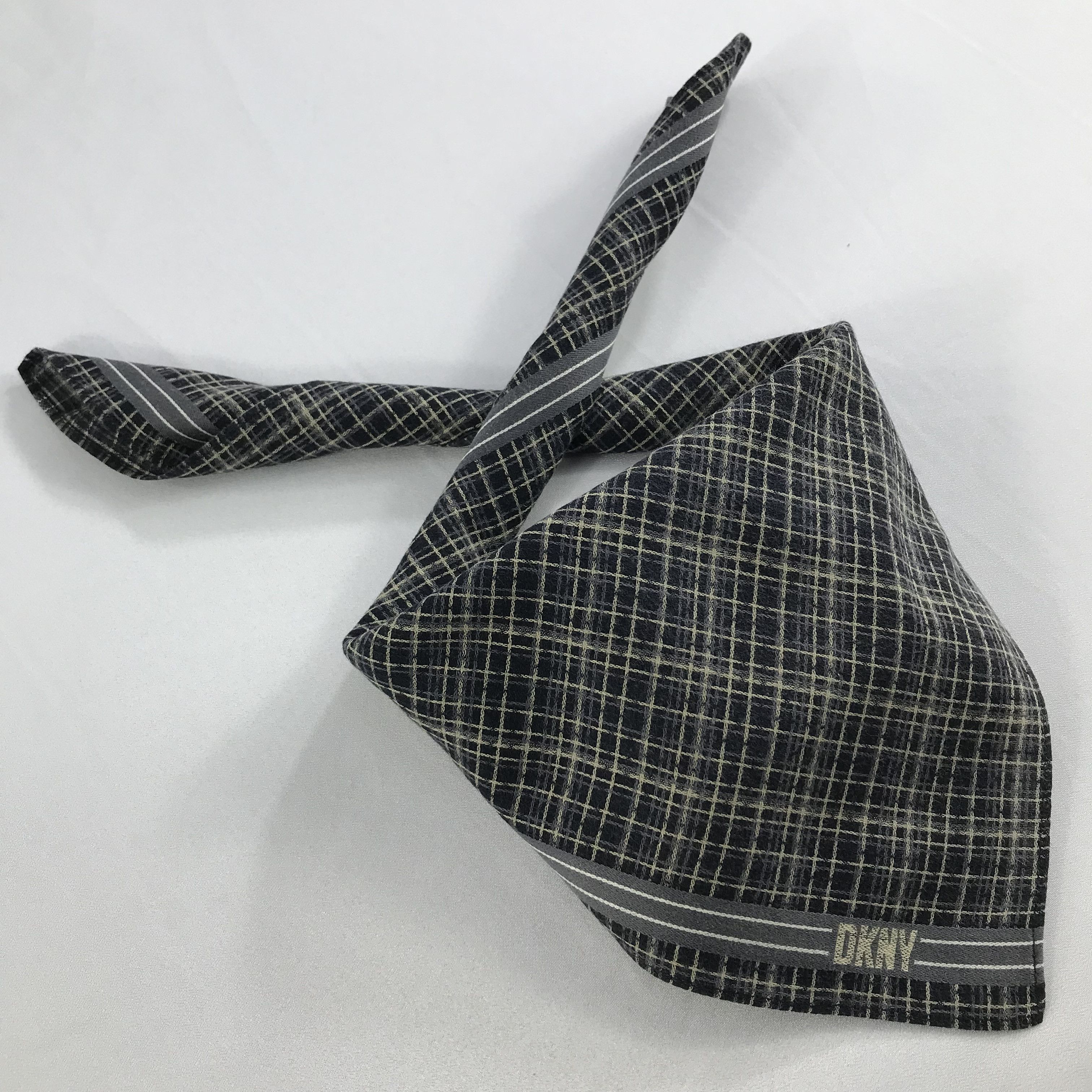 DKNY × Vintage DKNY Bandana / Handkerchief / Neckerchief - S2625 Size ONE SIZE - 4 Thumbnail