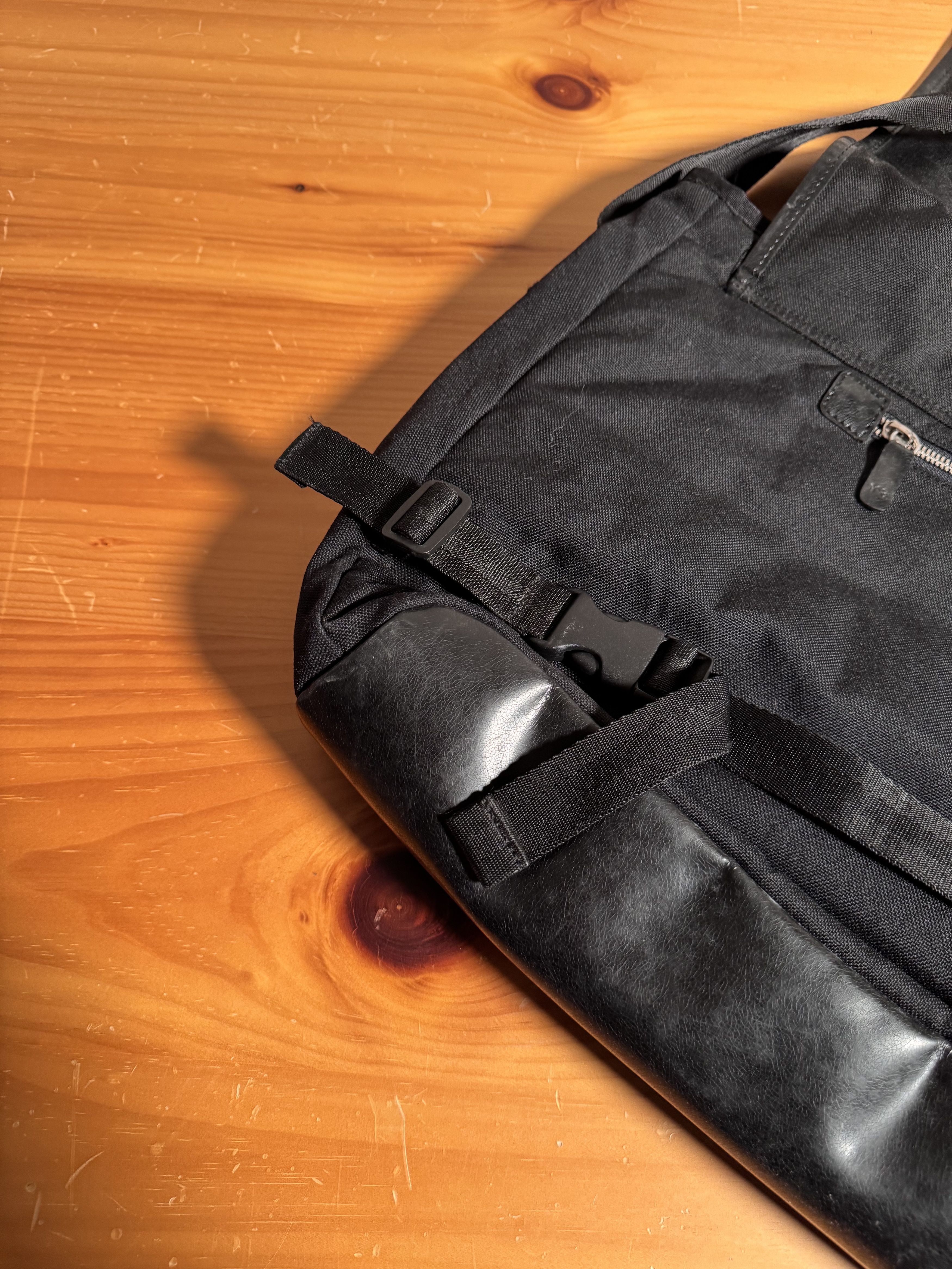 Yohji Yamamoto Rare ss 04 2004 Y-3 Yohji Heroes Heros messenger bag Size ONE SIZE - 21 Thumbnail