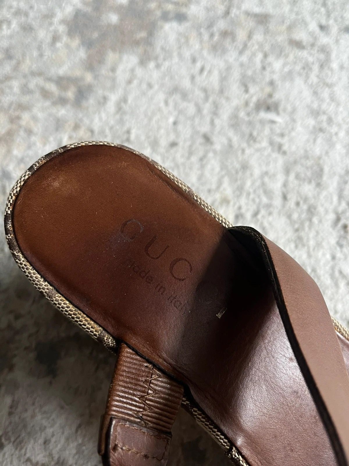 Gucci Gucci Sandals Sz US 5.5 EUR 35.5 2000s Monogram Leather Size US 5.5 / IT 35.5 - 7 Thumbnail