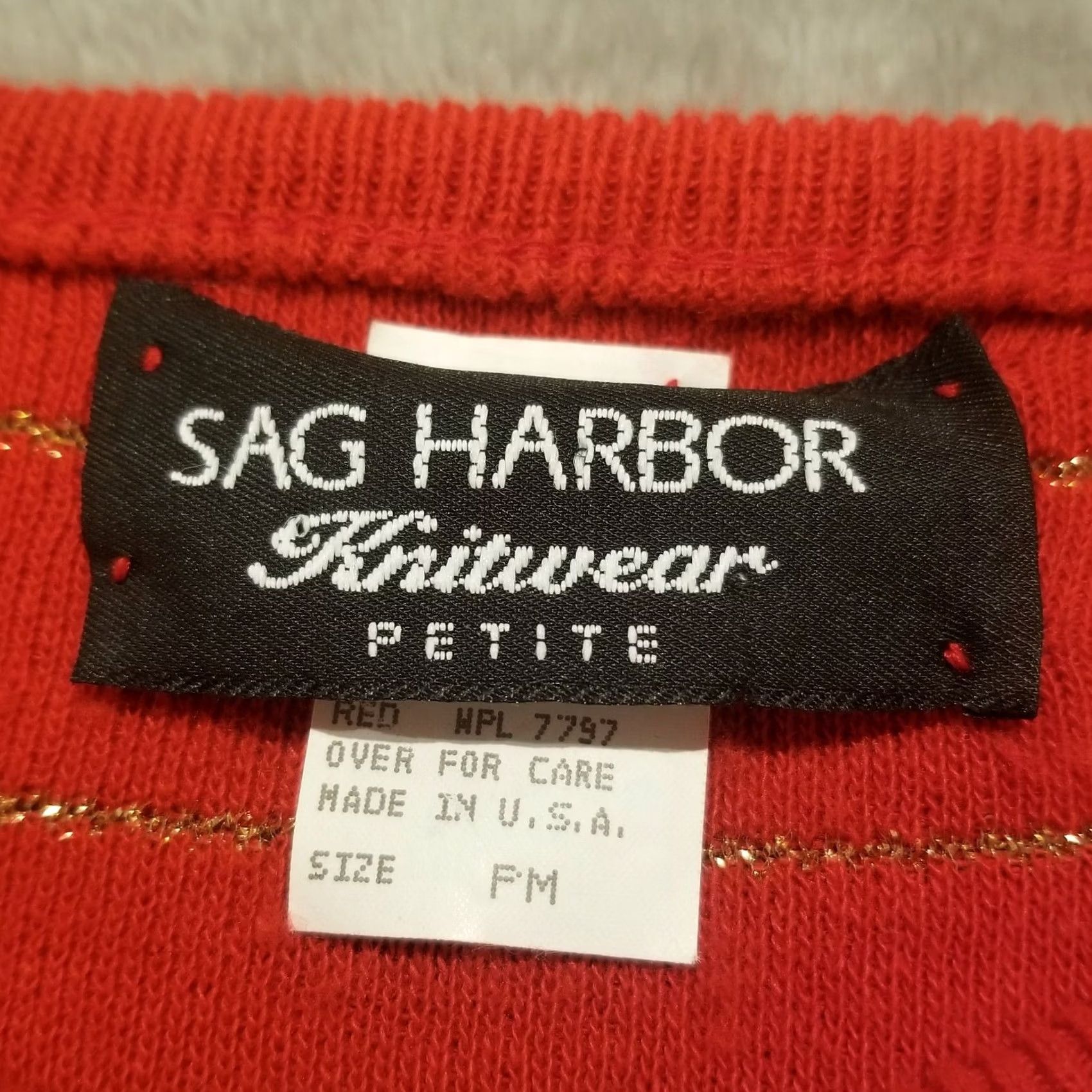 Vintage Sag Harbor Knitwear Womens PM Red Gold Striped Short Sleeve Cardigan Sweater Venues: Casual, Knitwear, Acrylic, Lightweight, Crew Neck, Relaxed Fit Size M / US 6-8 / IT 42-44 - 3 Thumbnail