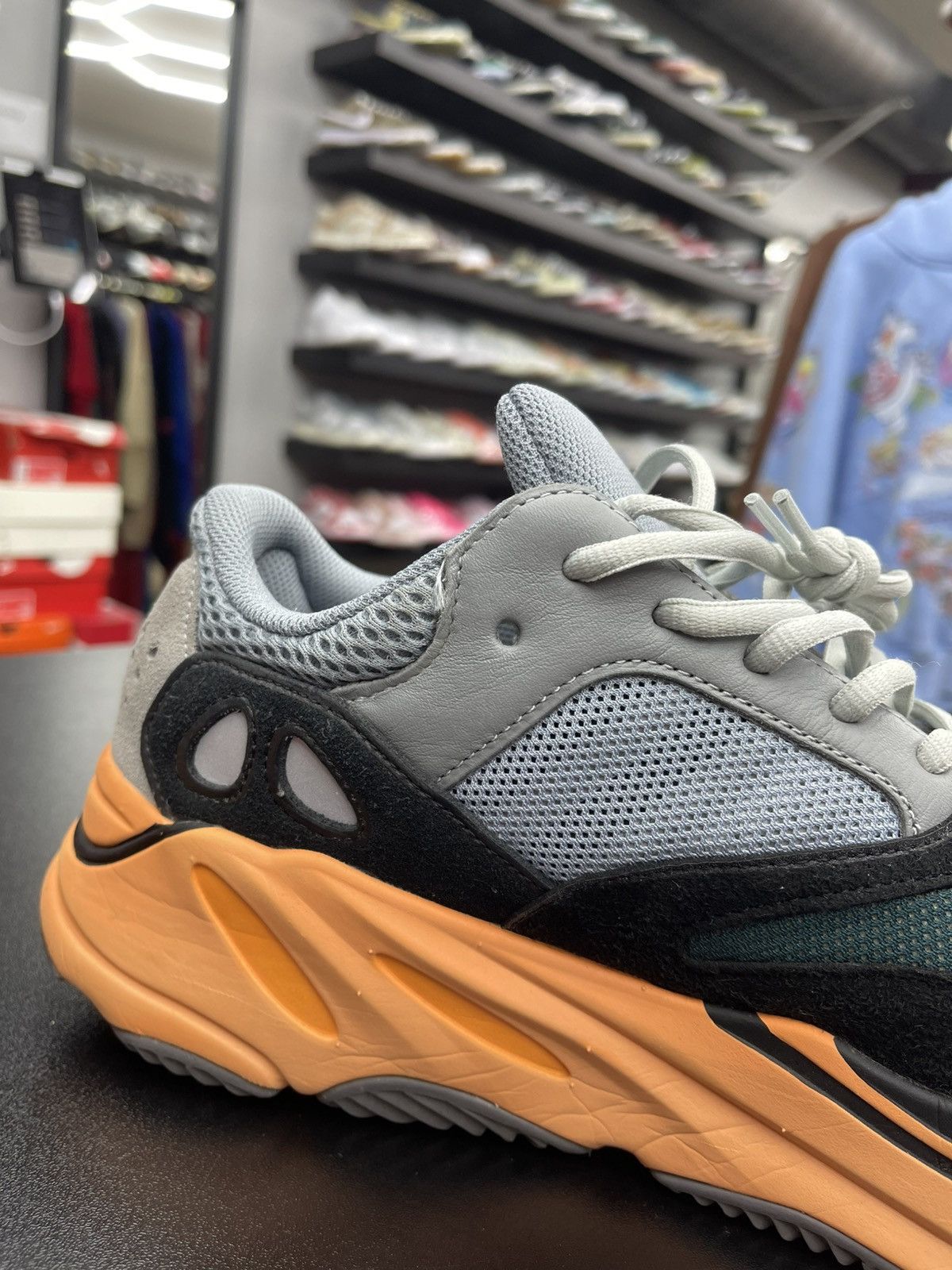 Adidas Size 10 - adidas Yeezy 700 Wash Orange Very Clean! Size US 10 / EU 43 - 8 Thumbnail