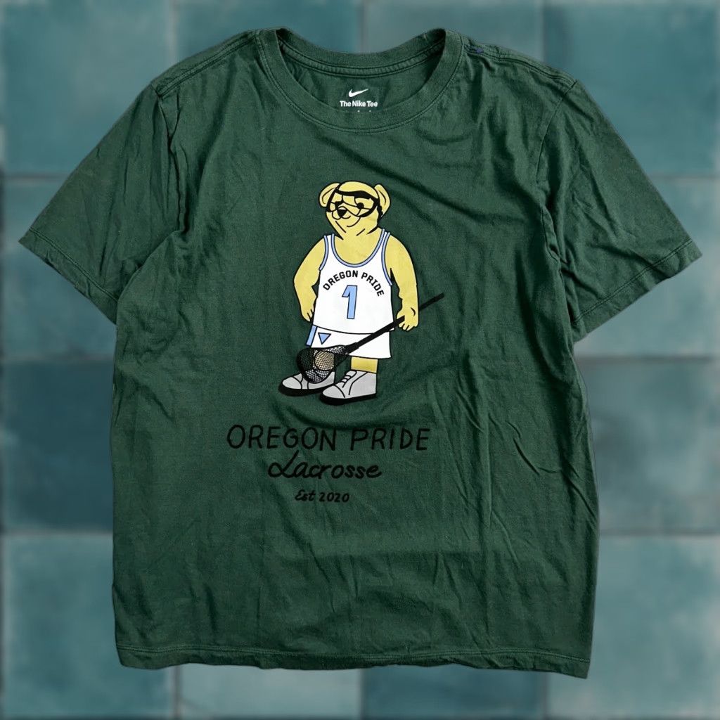 Nike VINTAGE Nike Oregon Pride Lacrosse T-Shirt Men Large Green 2000s Sports All Seasons Size US L / EU 52-54 / 3 - 1 Thumbnail