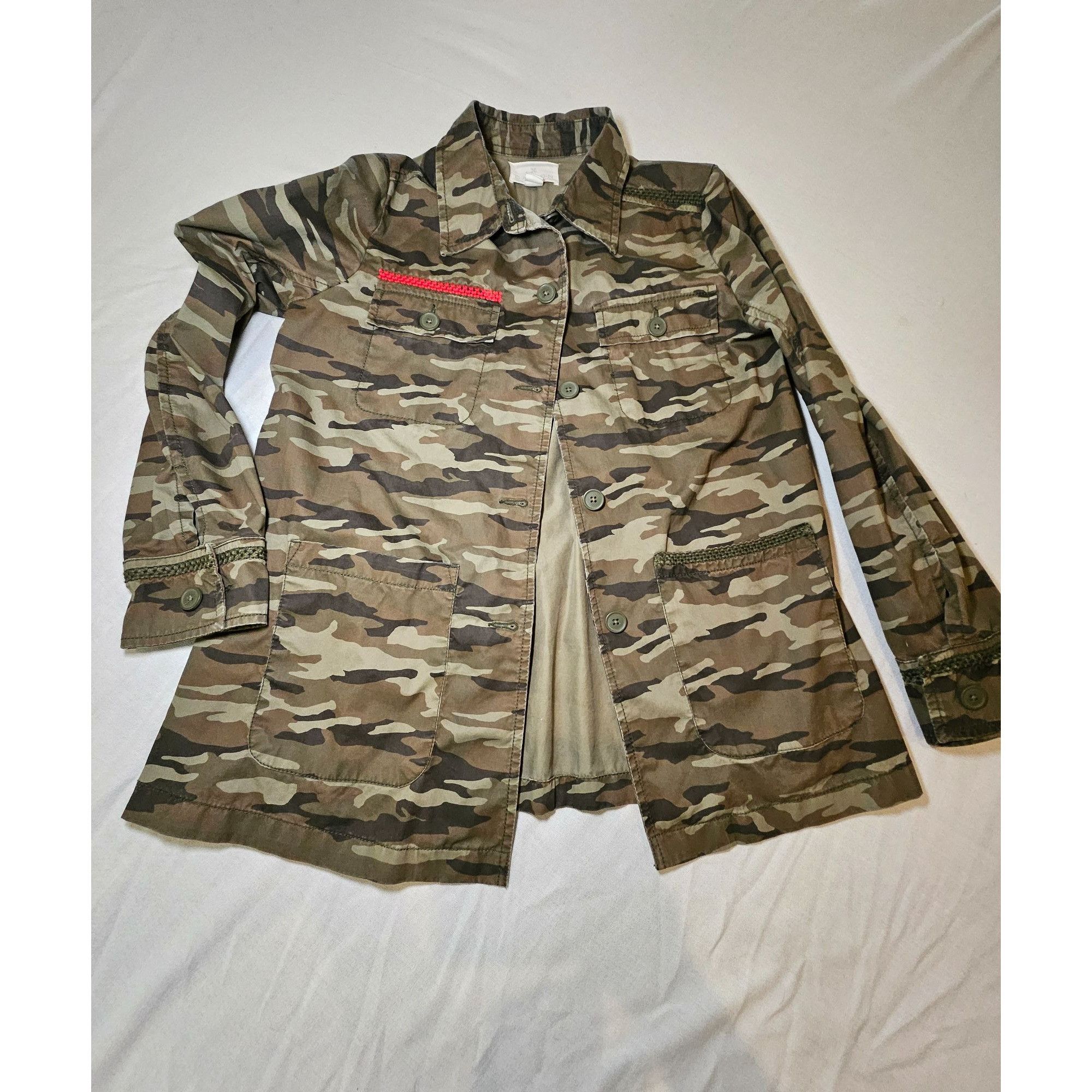 Other Caslon Military Camo Jacket Shacket Womens Medium Embroidere Size M / US 6-8 / IT 42-44 - 1 Thumbnail