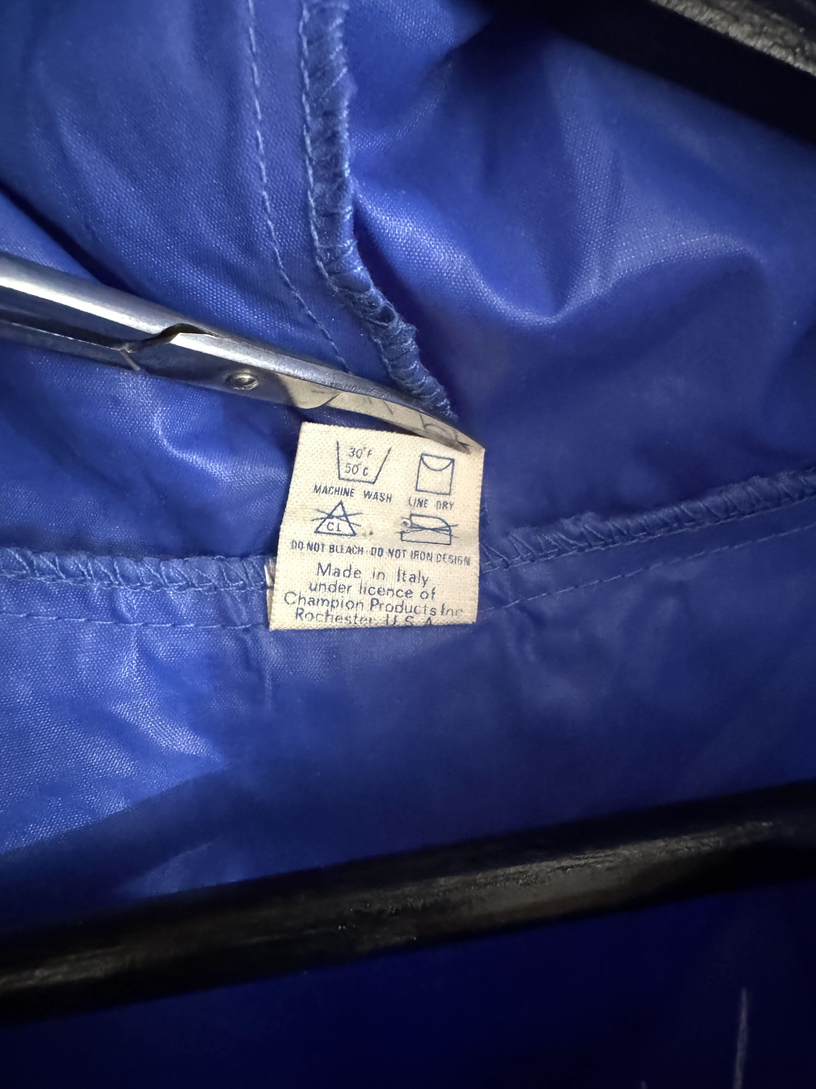 Champion Champion Anorak Jacket LBlue Hooded Packable Windbreaker Size US L / EU 52-54 / 3 - 6 Thumbnail
