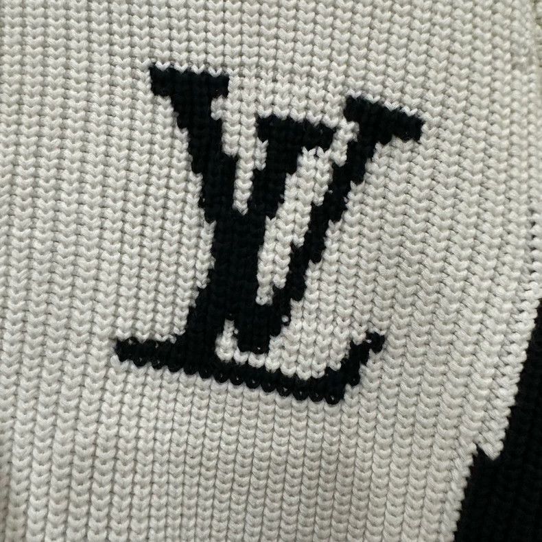 Louis Vuitton Louis Vuitton White logo embroidered semi-zippered cotton Size US XL / EU 56 / 4 - 3 Thumbnail