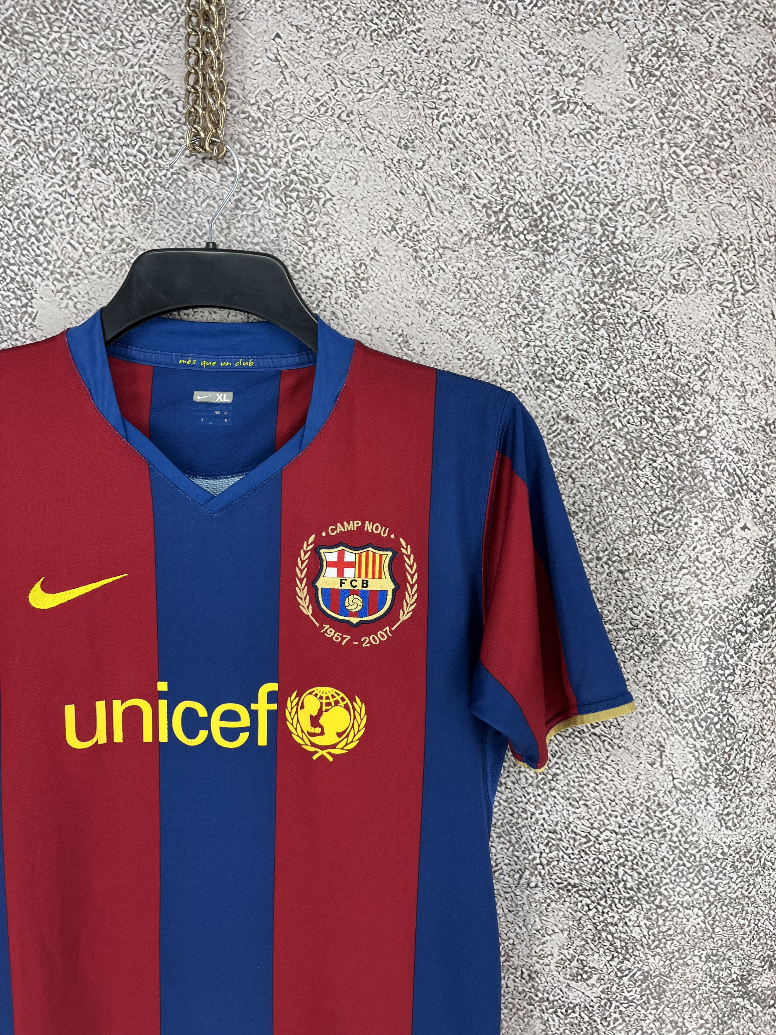 Nike Barcelona Nike 2007 Jersey Vintage Y-Shirts Size XS Size US XS / EU 42 / 0 - 5 Thumbnail