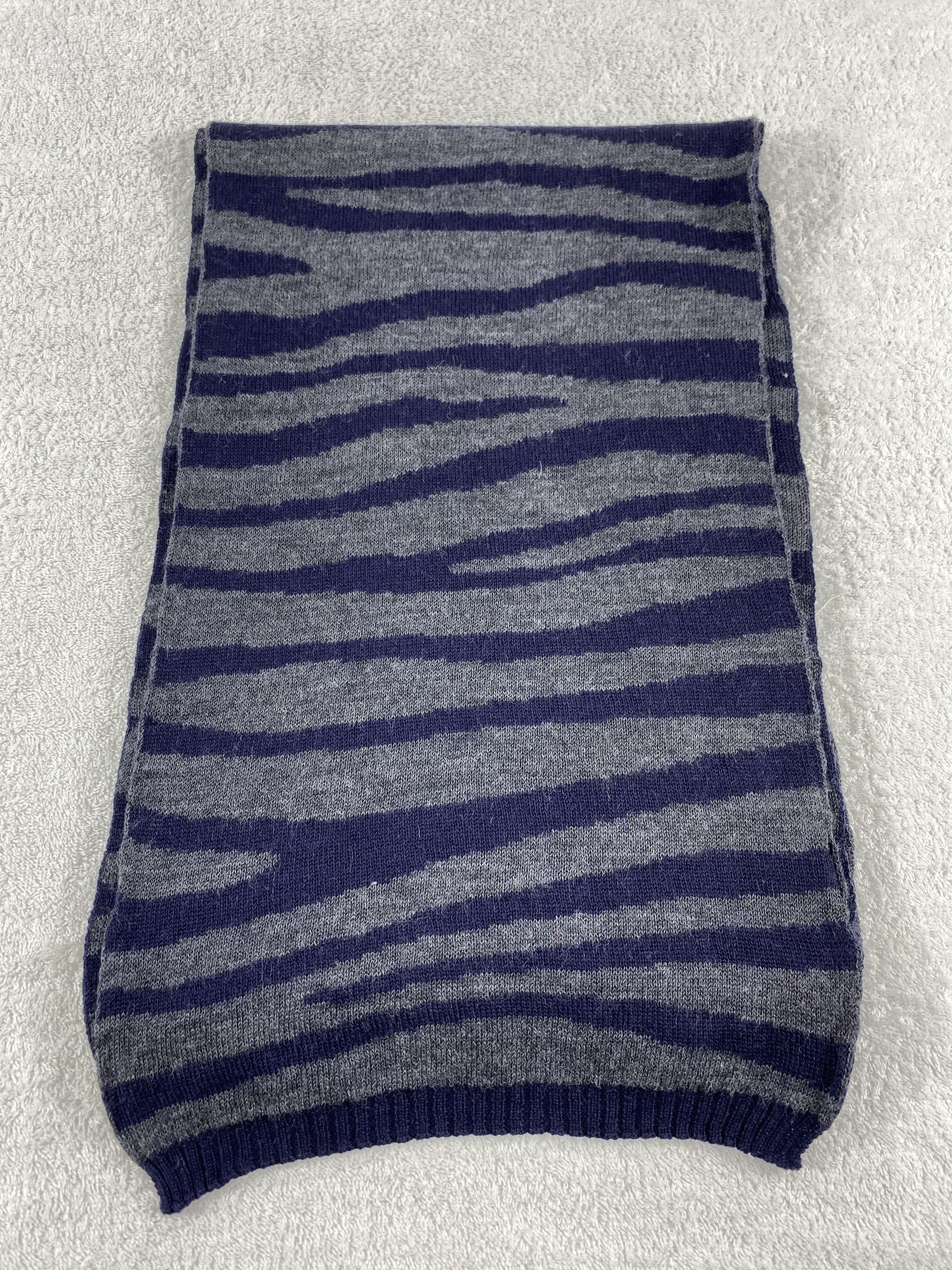 Krizia Uomo Vintage Krizia Uomo Scarf/Muffler/Neckwear MF807 Size ONE SIZE - 2 Thumbnail