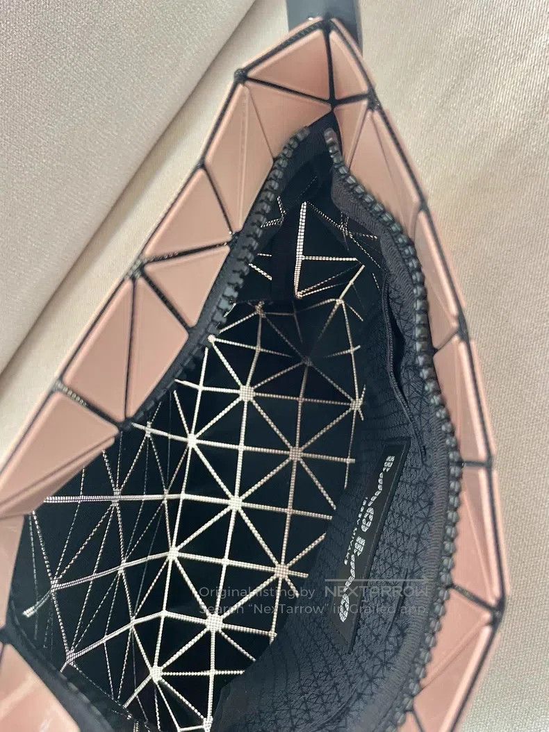 Issey Miyake Issey Miyake Milk Tea Color Handbag Size ONE SIZE - 8 Thumbnail