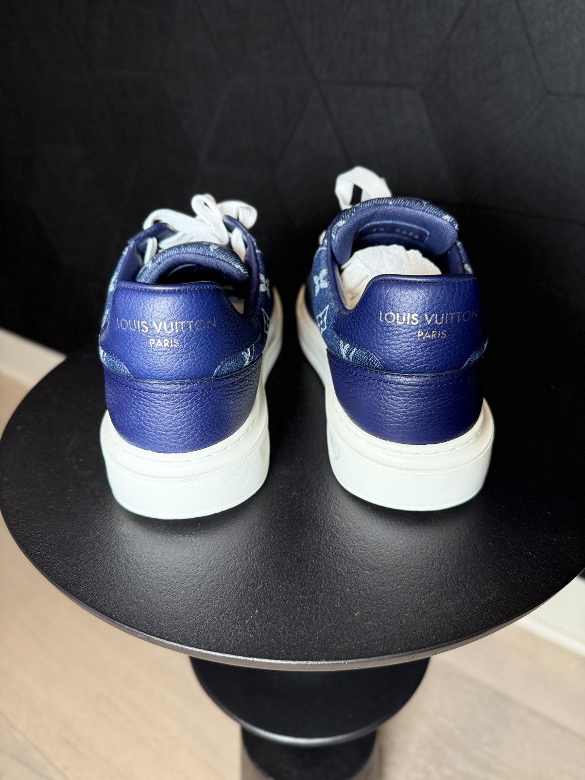 Louis Vuitton The Beverly Hills sneaker size 8 / like NEW Size US 8 / EU 41 - 2 Thumbnail