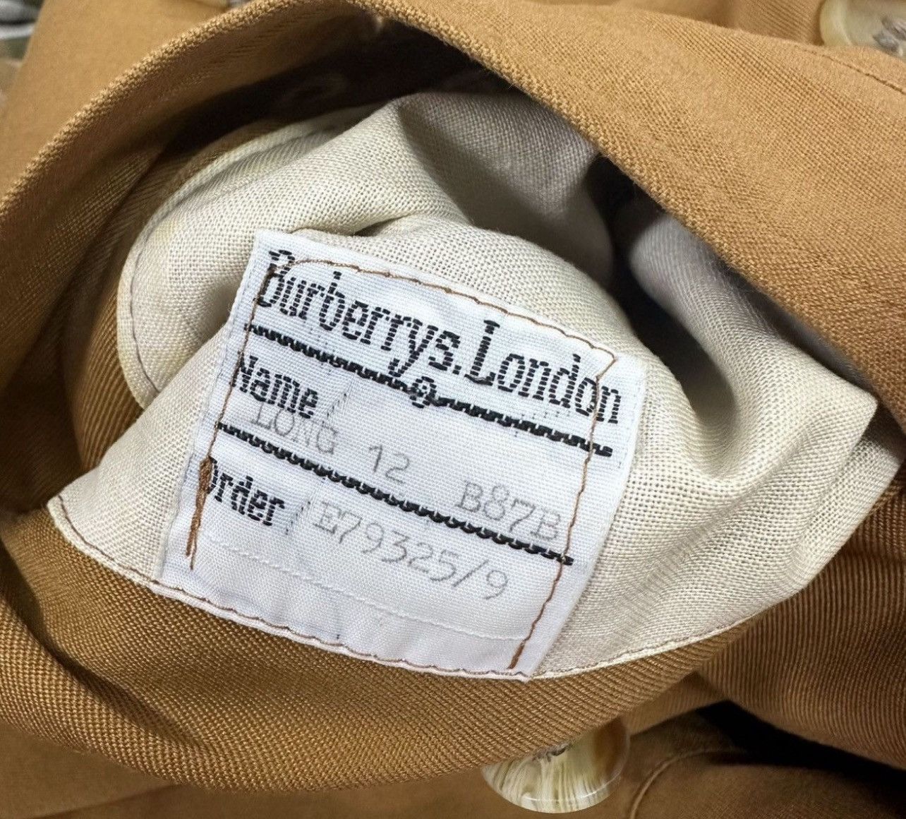 Burberry × Vintage Vintage Luxury Burberry Trench Coat Size M / US 6-8 / IT 42-44 - 8 Thumbnail