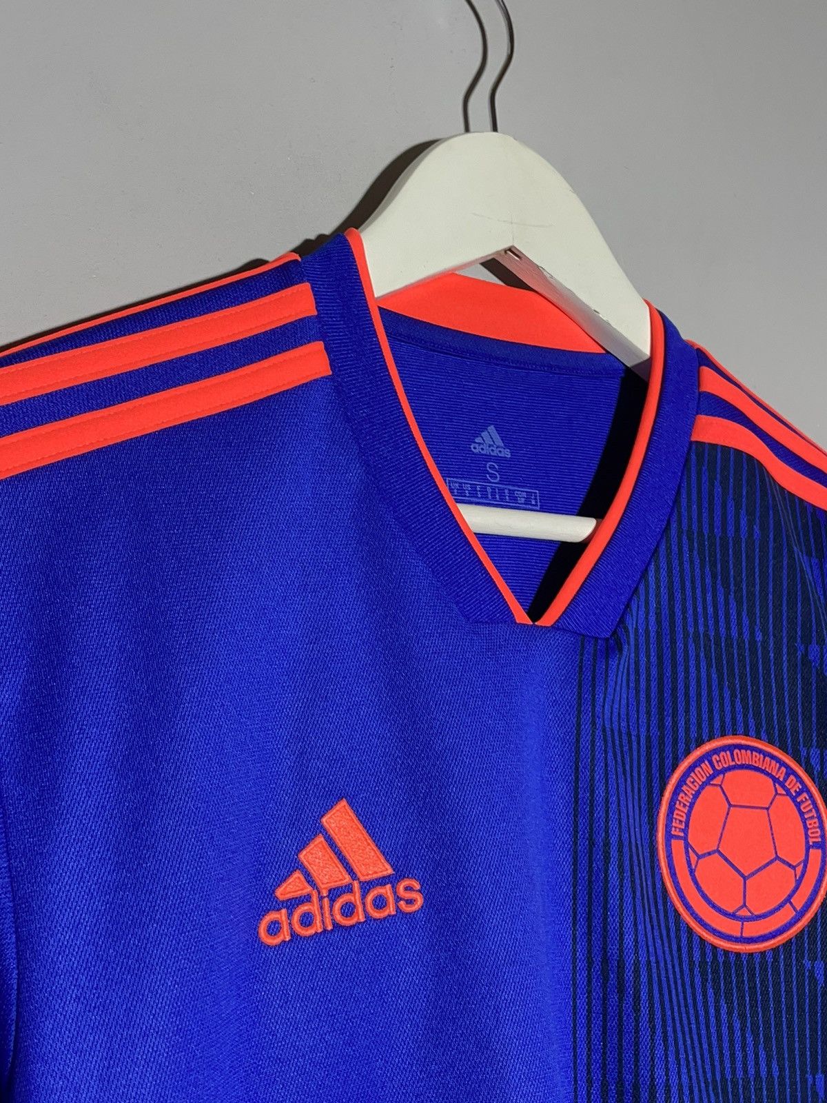 Adidas National Team Colombia 2018 Away Y2k Football Shirt Size US S / EU 44-46 / 1 - 3 Thumbnail