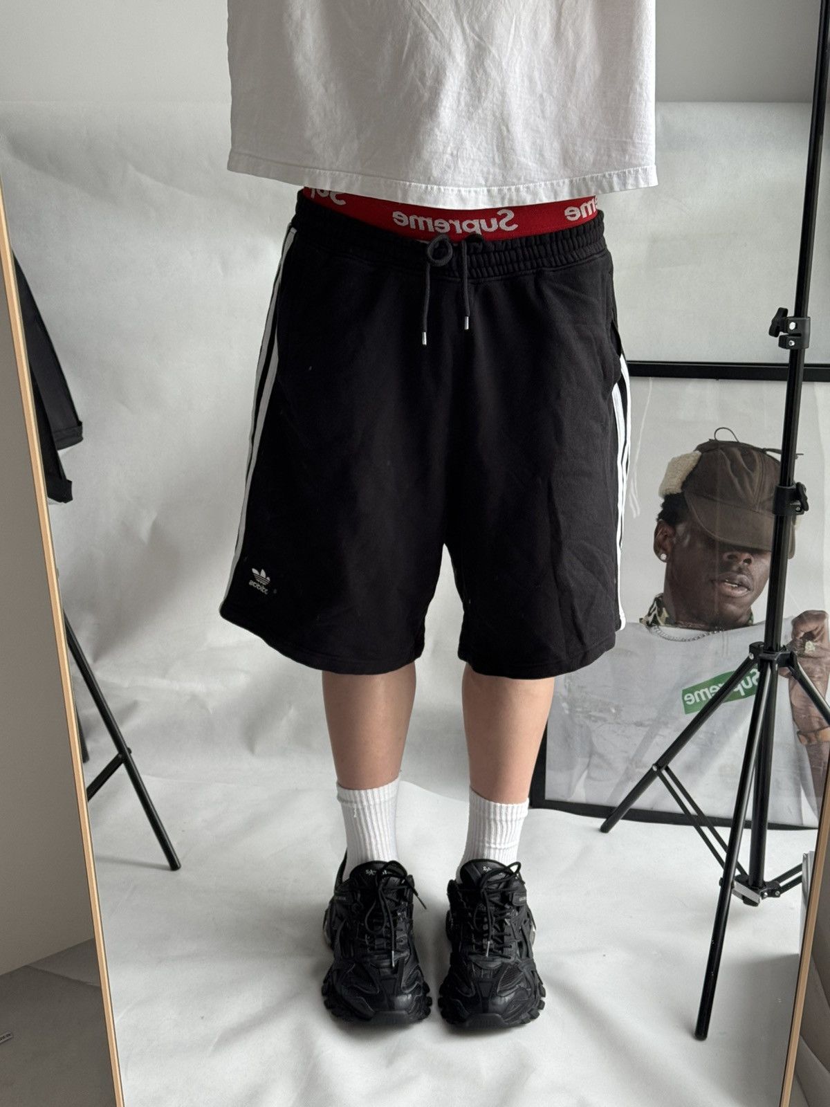 Adidas Adidas Baggy Shorts Balenciaga Style Cotton M/L size Japan Size US 34 / EU 50 - 5 Thumbnail