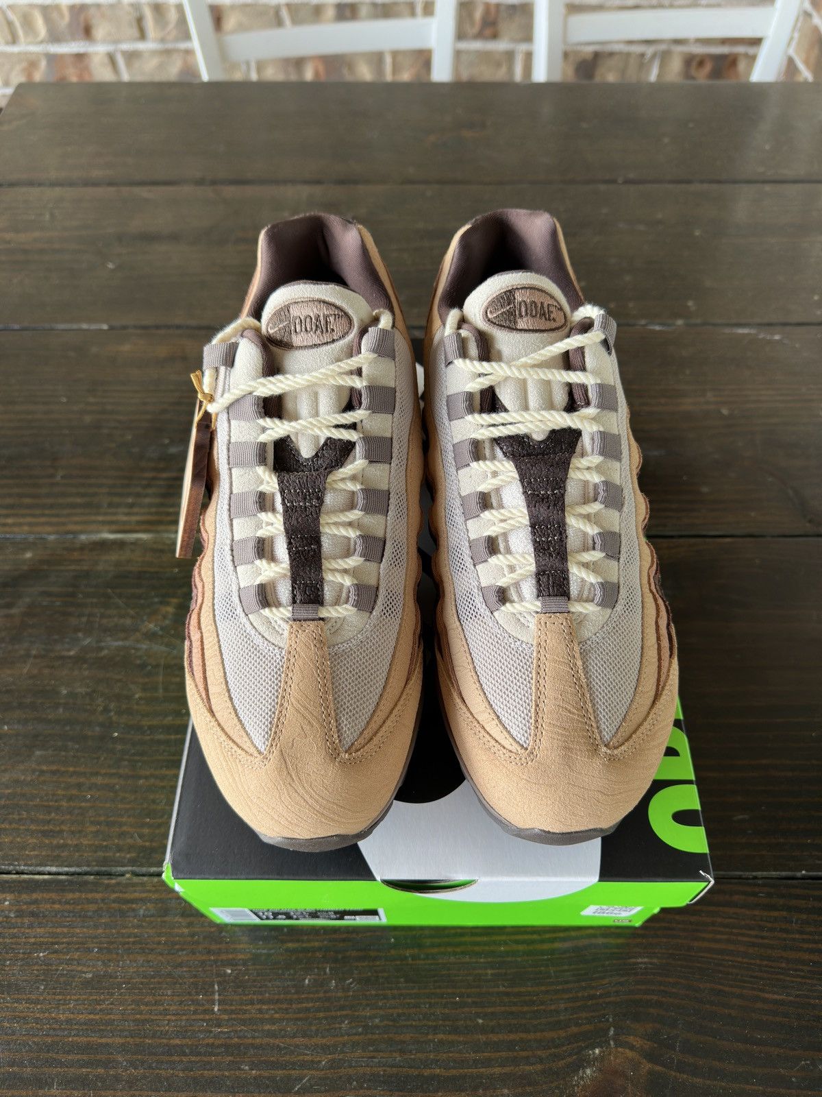 Nike Oregon Ducks x Nike Air Max 95 Lumber Yard Brown Size US 10 / EU 43 - 2 Thumbnail