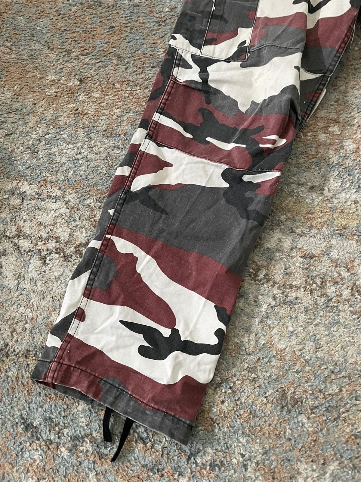 Vintage VTG baggy camo cargo pants 32x29 faded red grey white Size US 32 / EU 48 - 4 Thumbnail