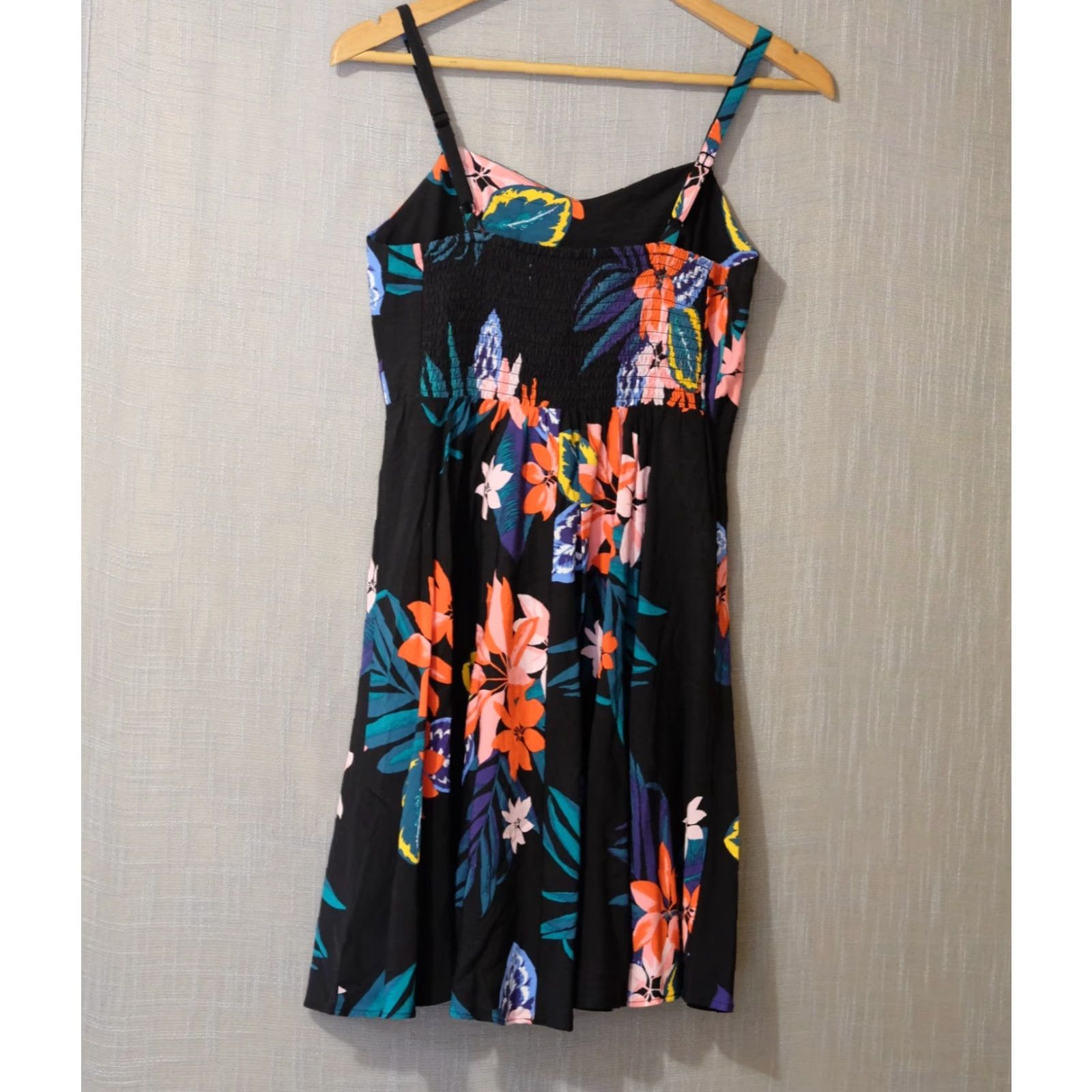 Old Navy Old Navy Floral Sundress Fit Flare Black Summer Womens S #A-36 Nwot! Size S / US 4 / IT 40 - 4 Thumbnail