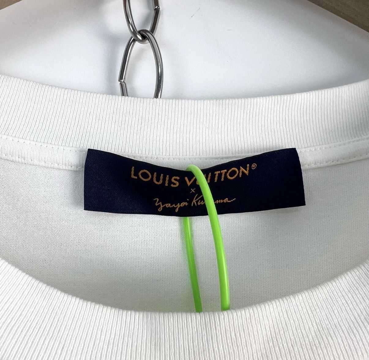Louis Vuitton Louis Vuitton x Yayoi Kusama Polka T-shirt K12 Size US XXL / EU 58 / 5 - 4 Thumbnail