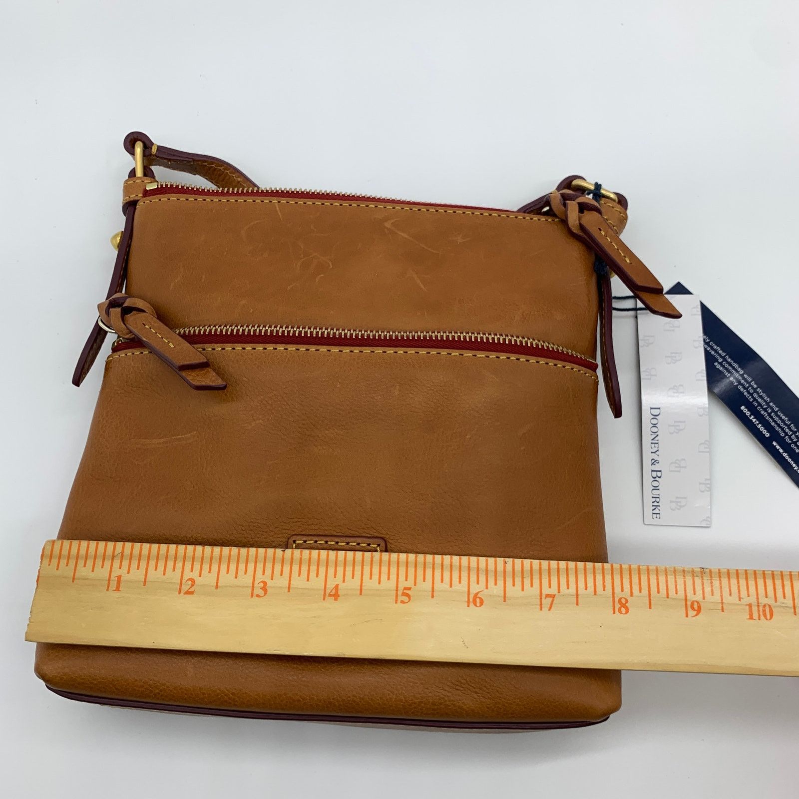 Dooney & Bourke Dooney & Bourke Leather Crossbody Purse Letter Carrier Size ONE SIZE - 6 Thumbnail