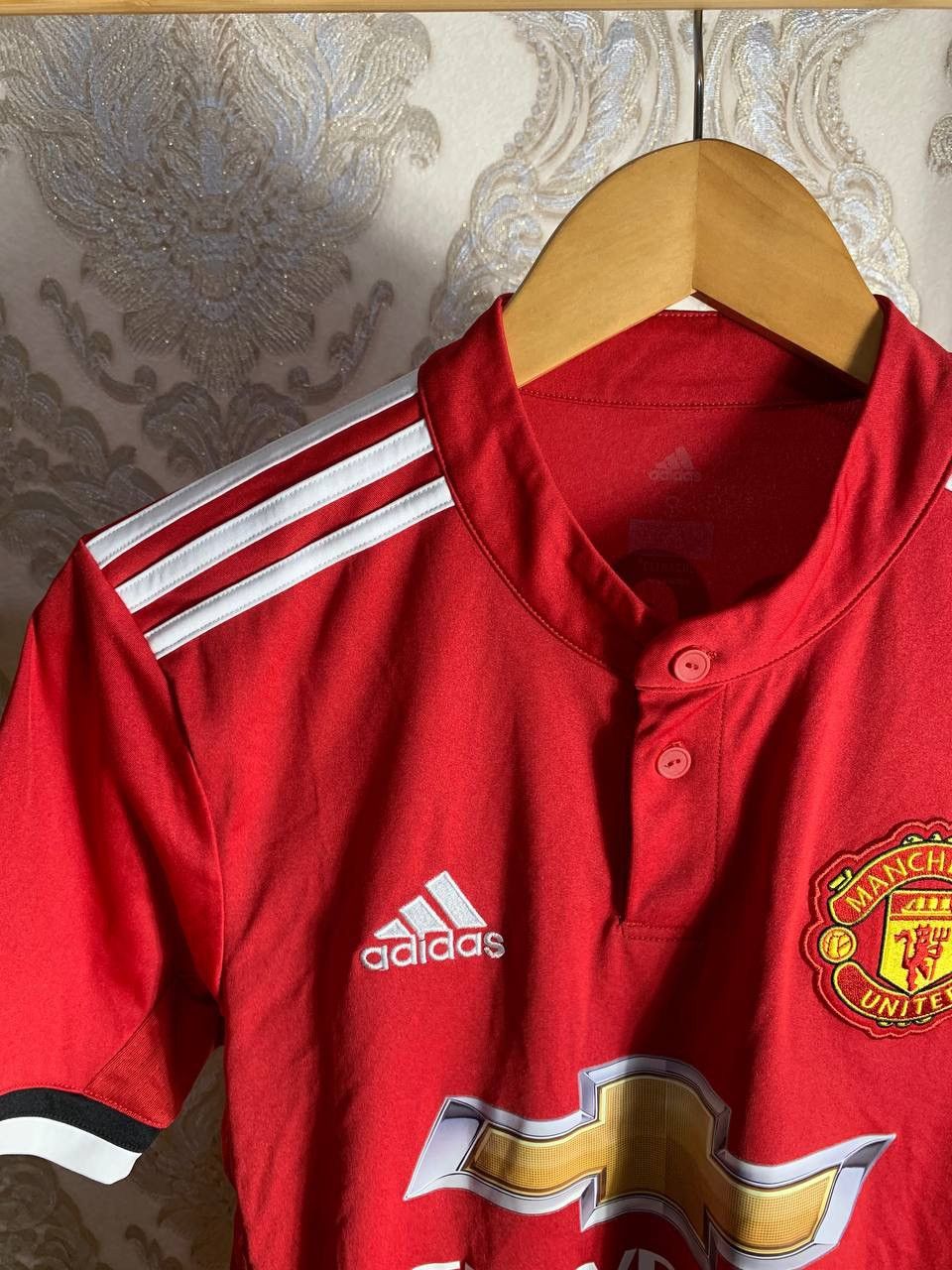Adidas × Vintage VERY RARE ADIDAS FC MANCHESTER UNITED ENGLAND SOCCER JERSEY Size US S / EU 44-46 / 1 - 4 Thumbnail