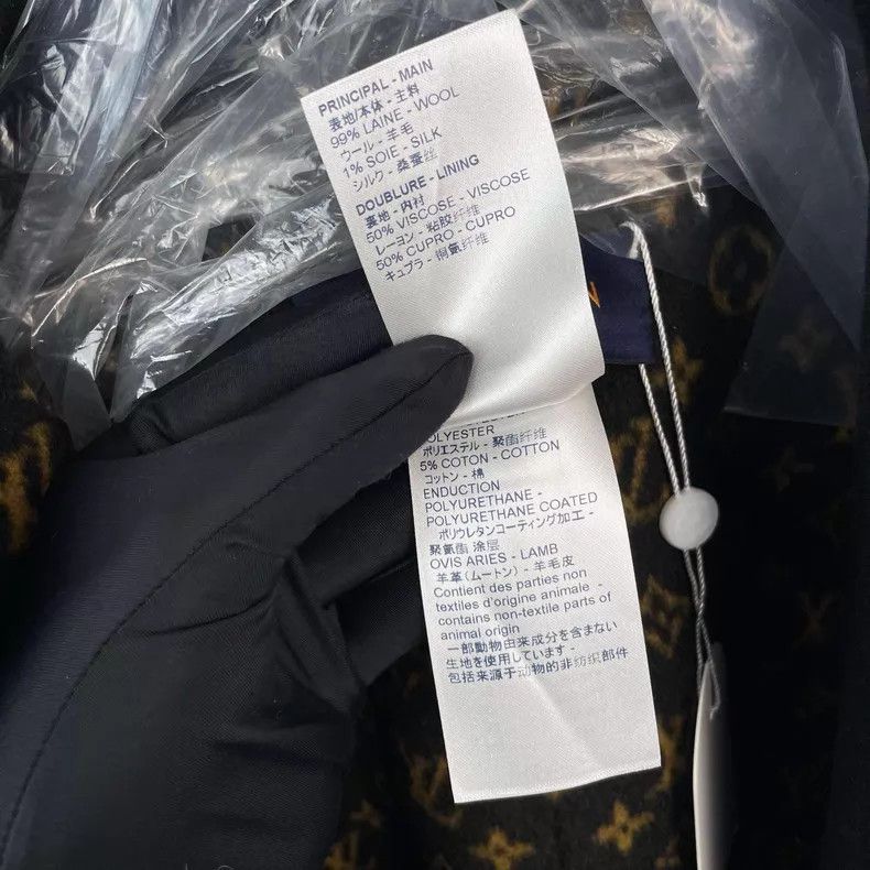 Louis Vuitton Louis Vuitton Black woolen cloak coat with full print on t Size XS / US 0-2 / IT 36-38 - 9 Thumbnail