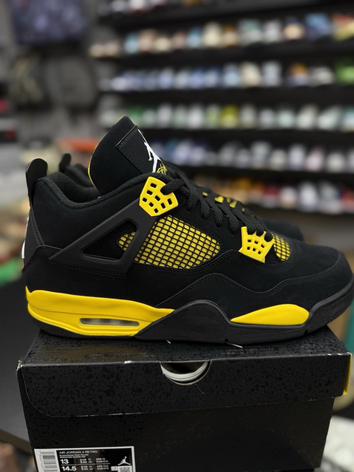 Jordan Brand Size 13 - Nike Air Jordan 4 Retro Thunder Yellow Black 2023 Size US 13 / EU 46 - 12 Thumbnail