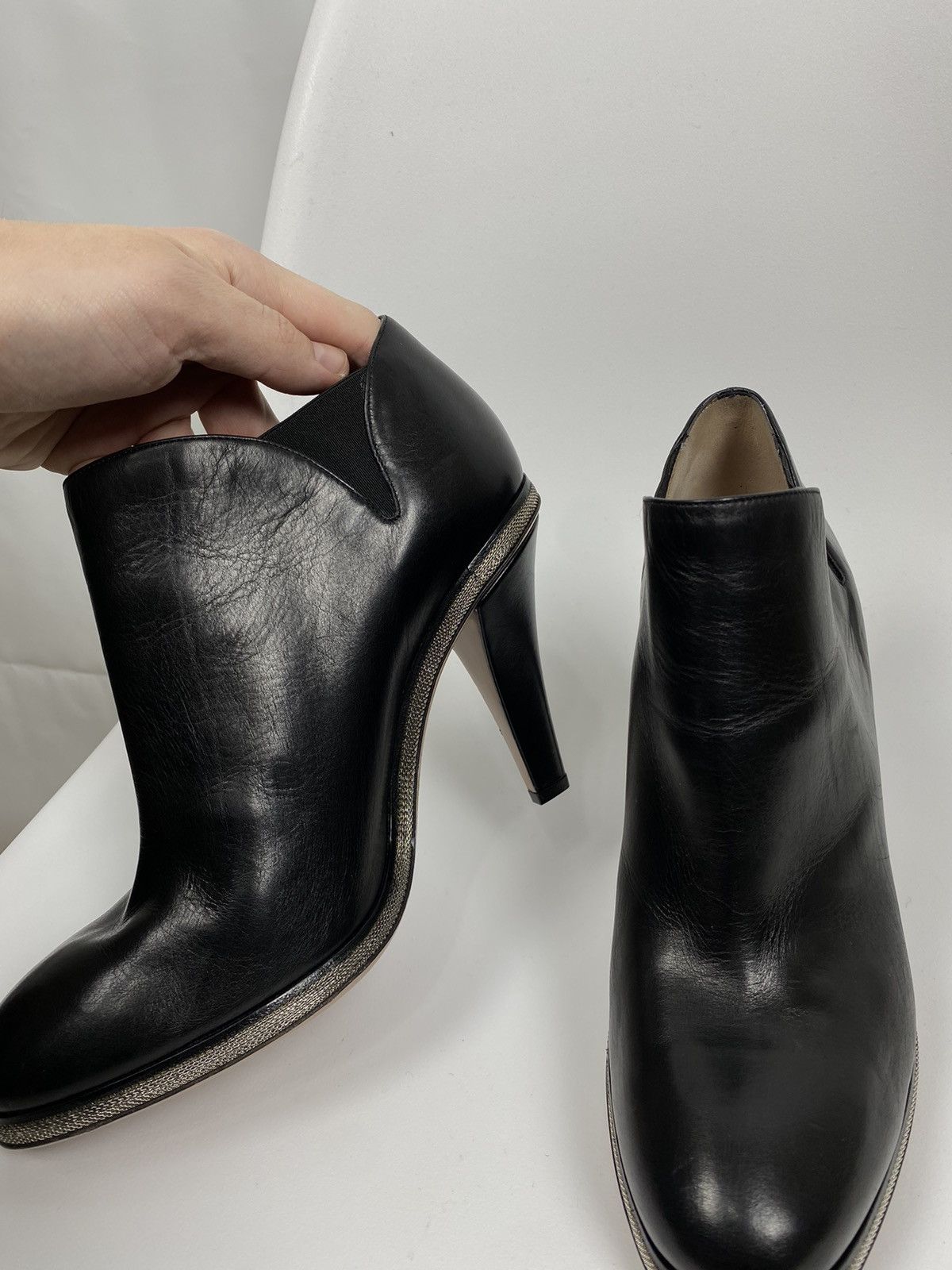 Giorgio Armani Giorgio Armani Leather Ankle Boots size 40 Size US 10 / IT 40 - 6 Thumbnail