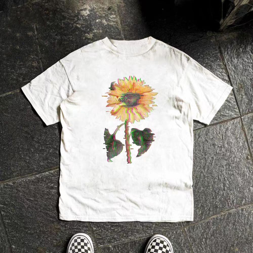 Vintage White retro sunflower print cotton t-shirt Size US M / EU 48-50 / 2 - 1 Thumbnail