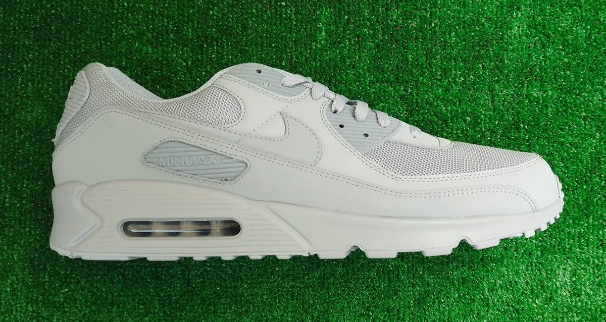 Nike Sneakers Nike Air Max 90 Size US 15 / EU 48 - 6 Thumbnail