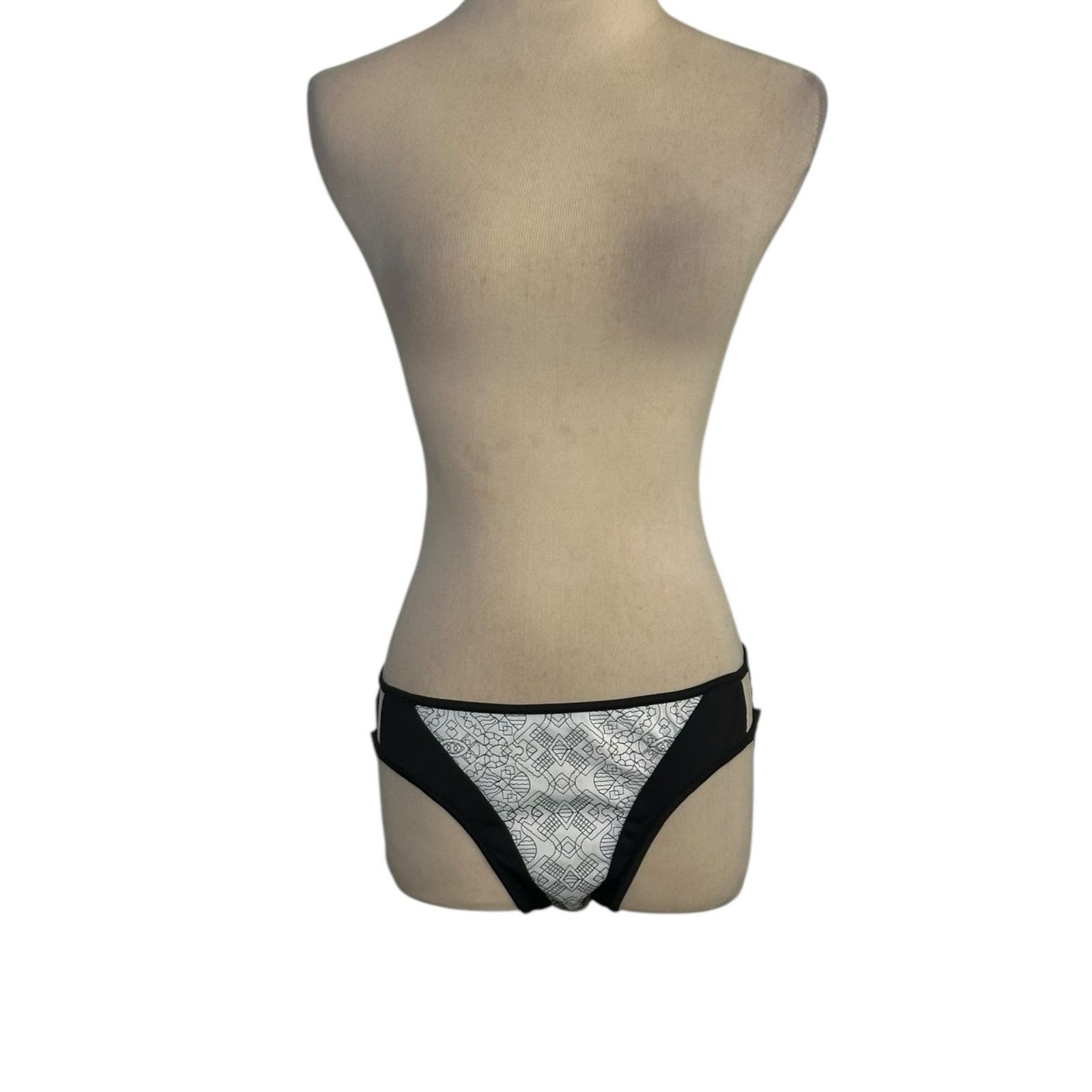 Jonathan Simkhai Jonathan Simkhai black white bikini bottom size Medium Size ONE SIZE - 10 Thumbnail