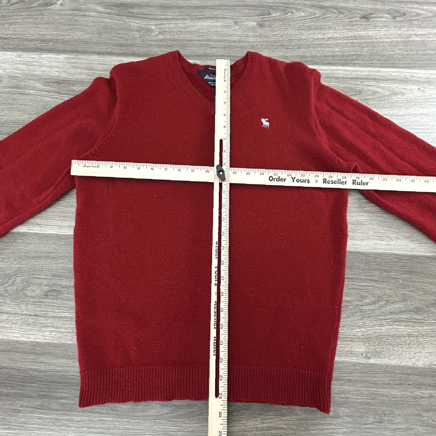 Abercrombie & Fitch VINTAGE Abercrombie Sweater Mens Large Red Wool Blend V-Neck Pullover 80s EUC Size US L / EU 52-54 / 3 - 5 Thumbnail