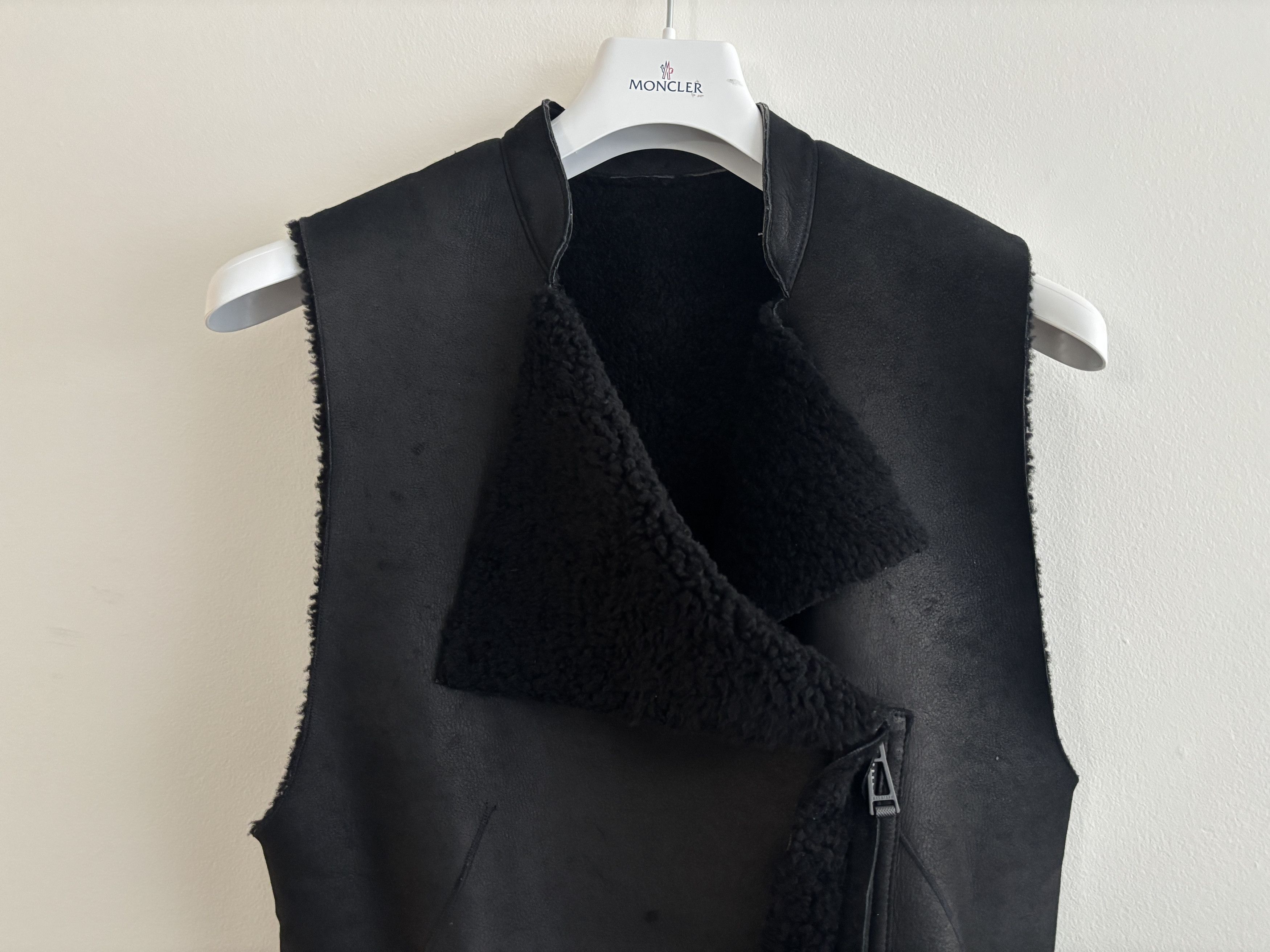 Belstaff $1200 Black Leather Shearling/ Sheepskin Vest - Small Size S / US 4 / IT 40 - 2 Thumbnail