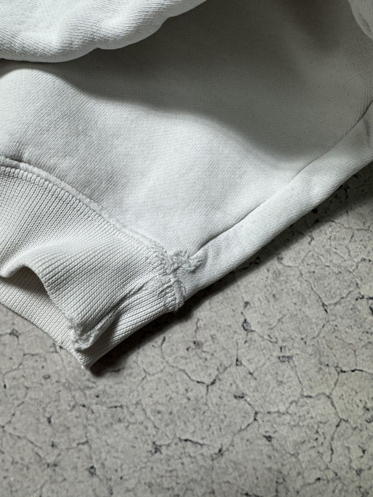Adidas Adidas Equipment White Logo White Vintage 90’s Sweatshirt Size US L / EU 52-54 / 3 - 13 Thumbnail