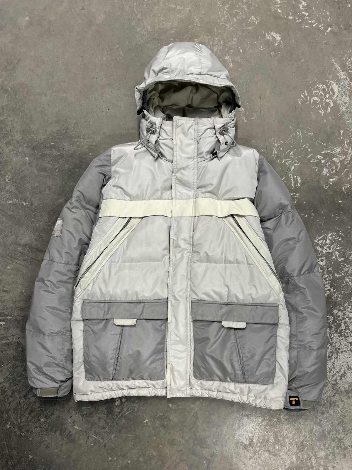 image of 2000S Vintage Burton Snowboards 64 Tactic Puffer Jacket in Grey, Men's (Size Medium)