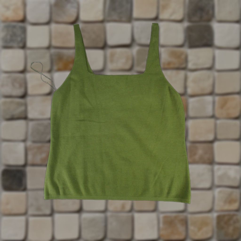 Banana Republic Banana Republic Shirt Womens Xl Green Tank Top New Size XL / US 12-14 / IT 48-50 - 1 Thumbnail