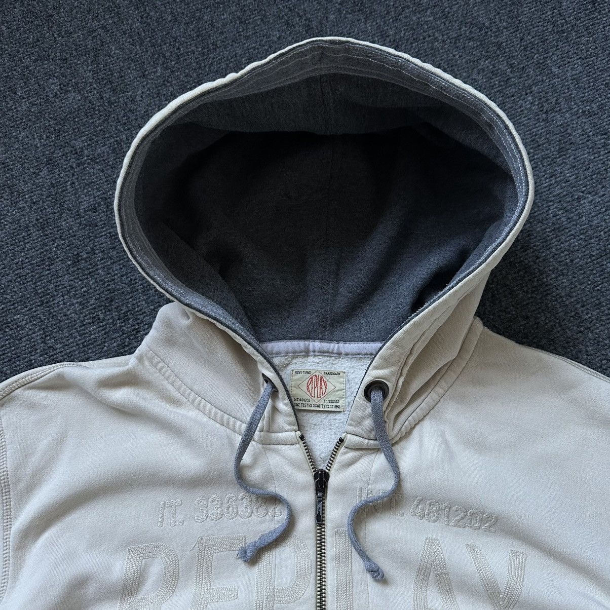 Replay VTG Mans Replay Zip Hoodie Size XL Distressed 00s USA Hype Size US XL / EU 56 / 4 - 11 Thumbnail