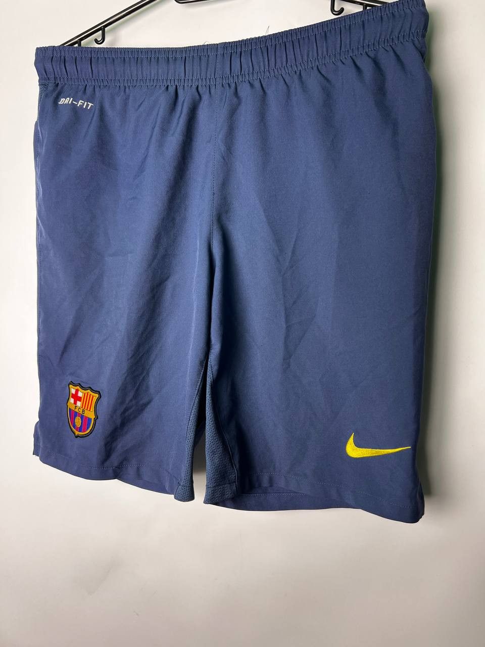 Vintage BARCELONA 2013 2014 HOME SHORTS FOOTBALL SOCCER NIKE Size US 30 / EU 46 - 2 Thumbnail