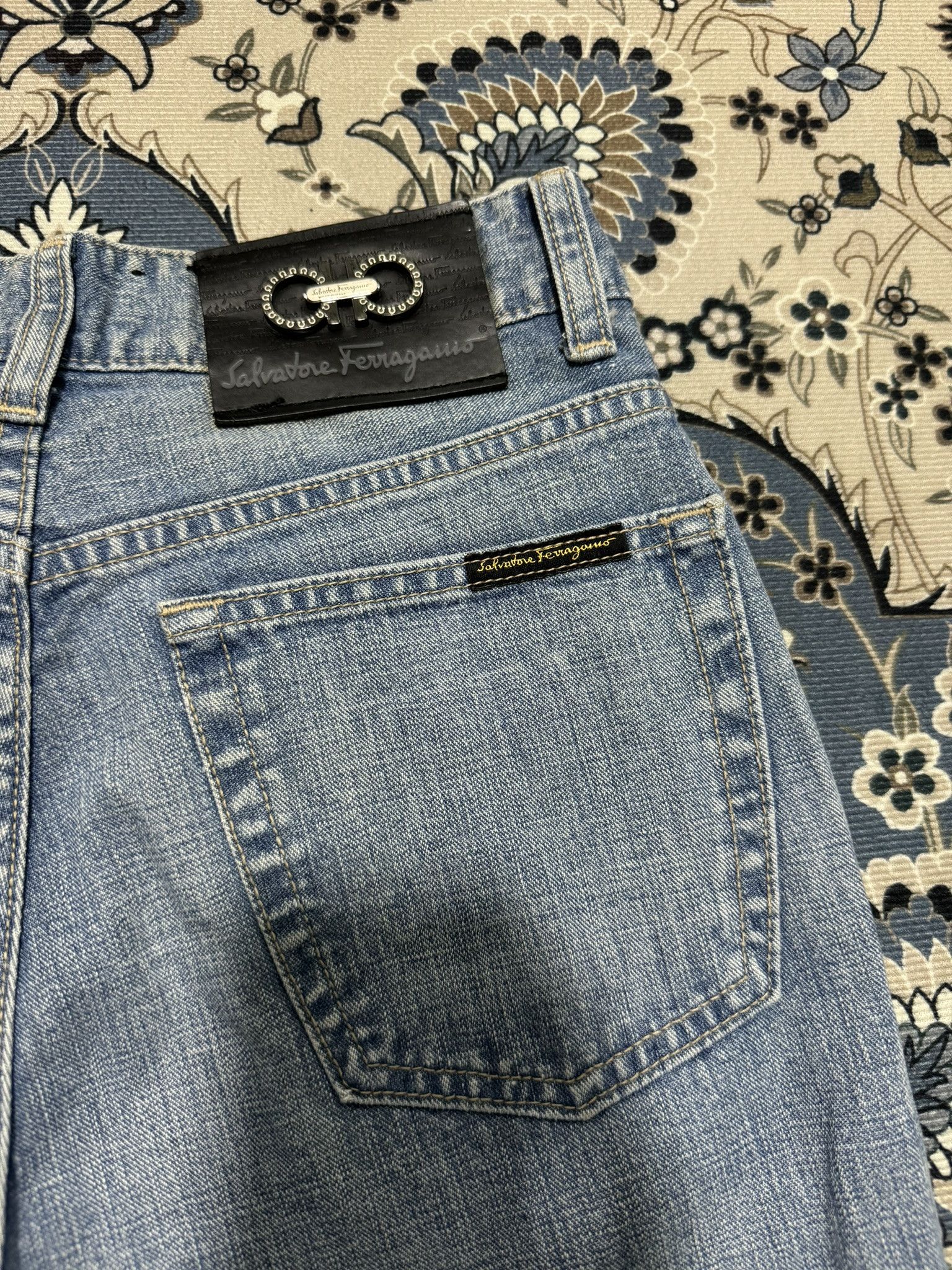 Beauty Beast × Salvatore Ferragamo Vintage Salvatore Ferragamo Classic Basic Jeans Size US 29 - 8 Thumbnail