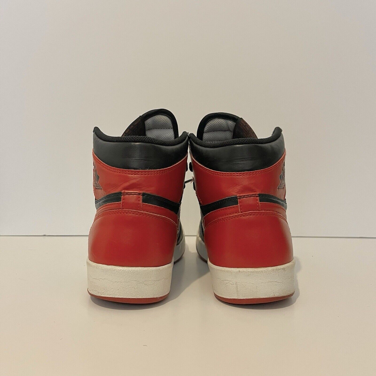 Nike 2015 Nike Air Jordan 1.5 Retro OG Banned 768861-001 Rare Size US 10.5 / EU 43-44 - 5 Thumbnail