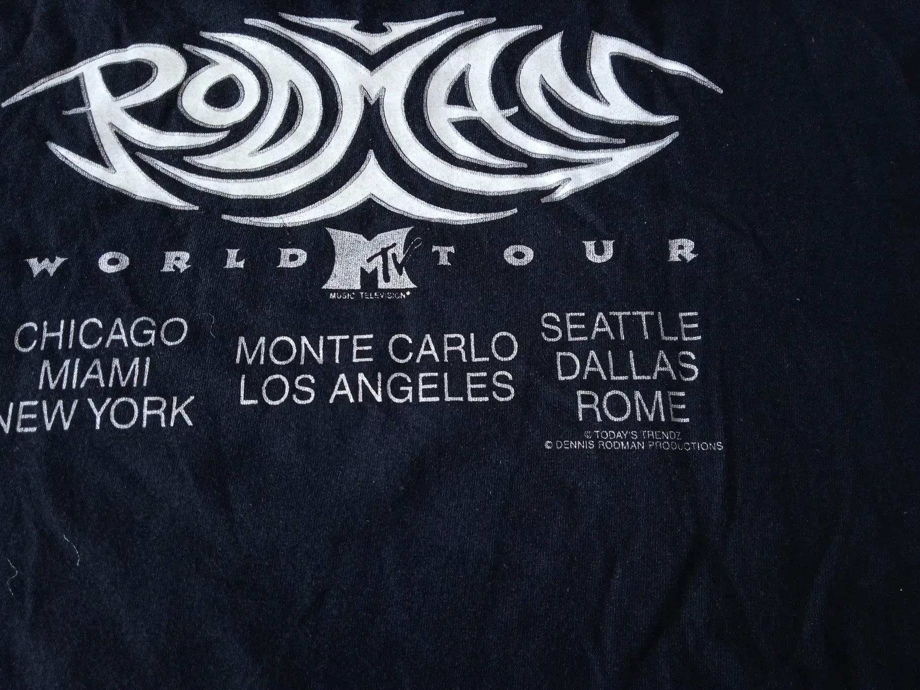 Vintage Vintage 90s MTV Dennis Rodman Tour 1996 Size US L / EU 52-54 / 3 - 6 Thumbnail