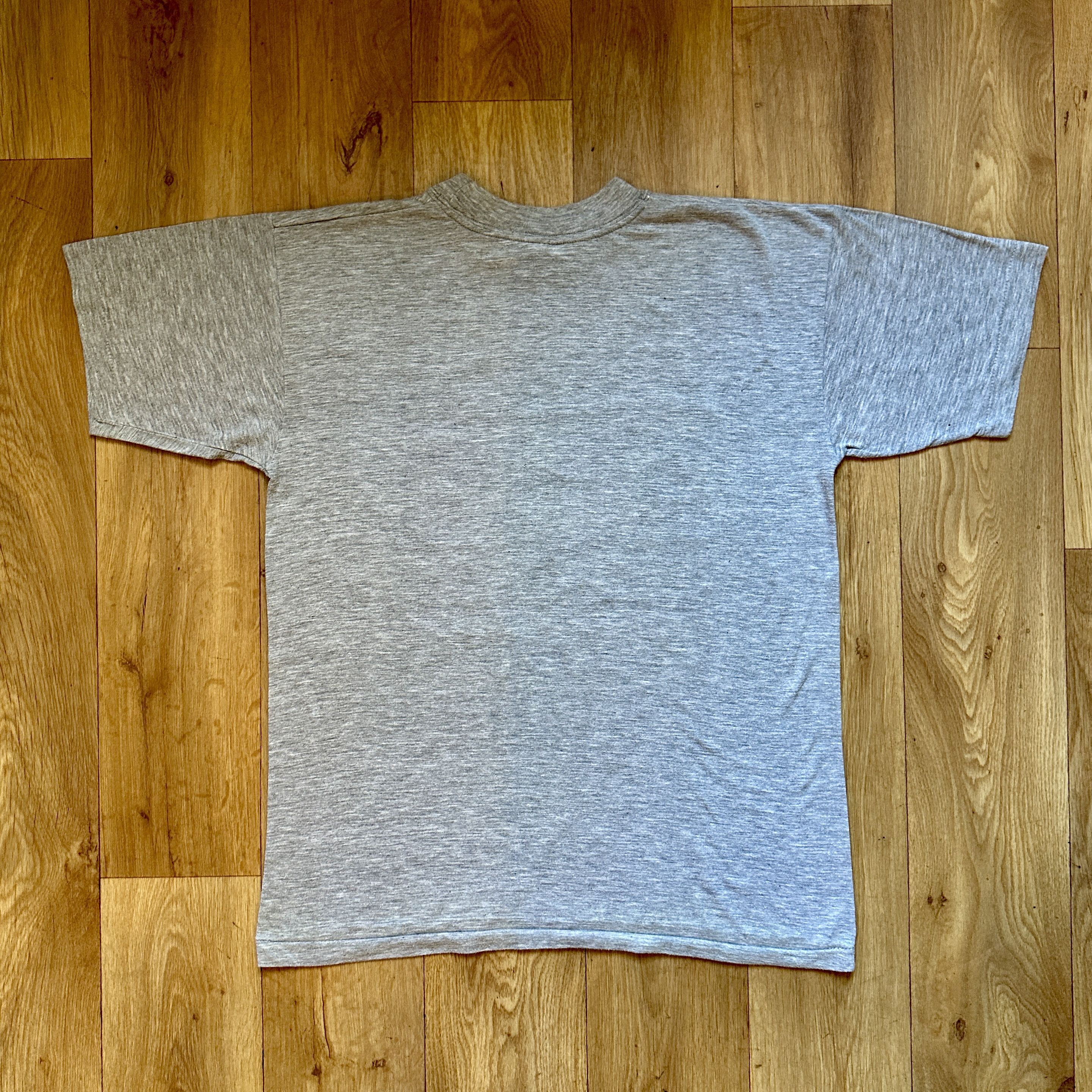 Vintage Gray Cotton Single Stitch T-Shirt Tribal Print Unisex TEE Size US S / EU 44-46 / 1 - 3 Thumbnail