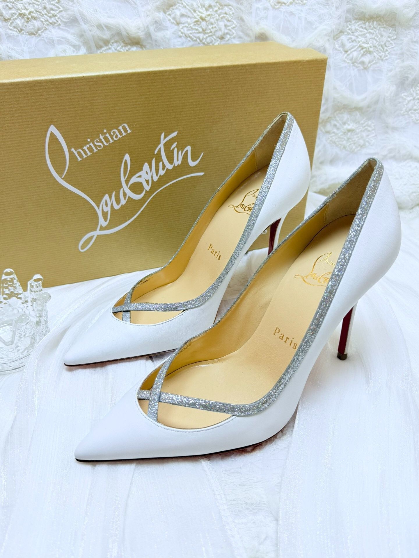 Christian Louboutin Christian Louboutin Red Lowtop Sneakers us_5-5 Women Size US 5.5 / IT 35.5 - 1 Thumbnail
