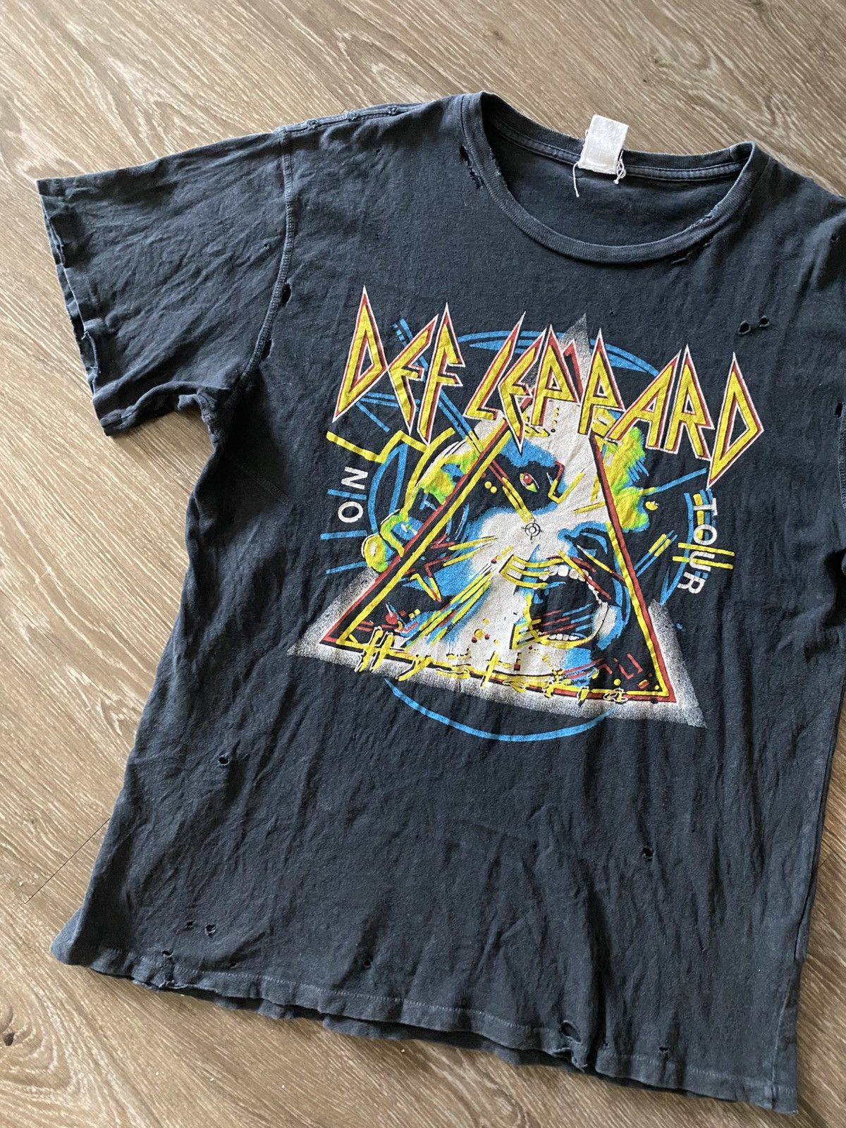 MadeWorn Made Worn Def Leppard T-Shirt Size US M / EU 48-50 / 2 - 2 Thumbnail