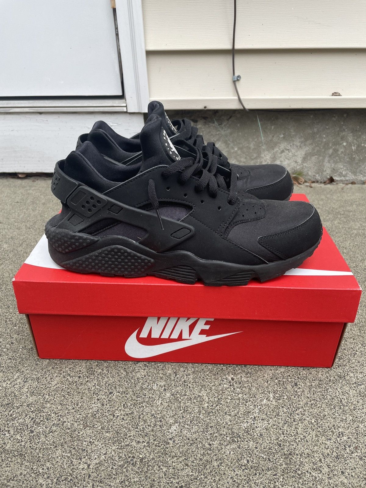 image of Nike Air Huarache All Black Shoes, Men's (Size 12)